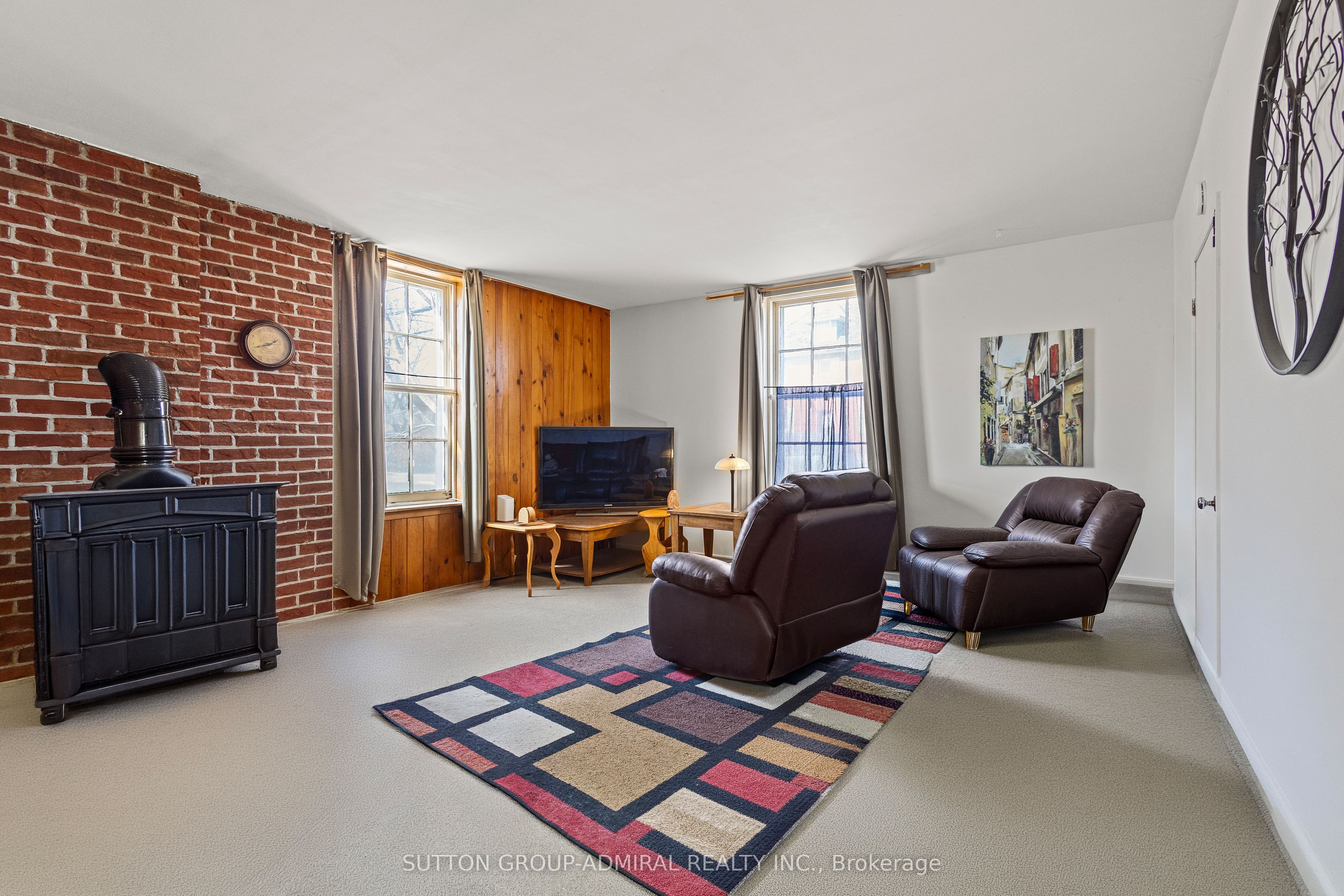 6745 Main Street Property Photo 10