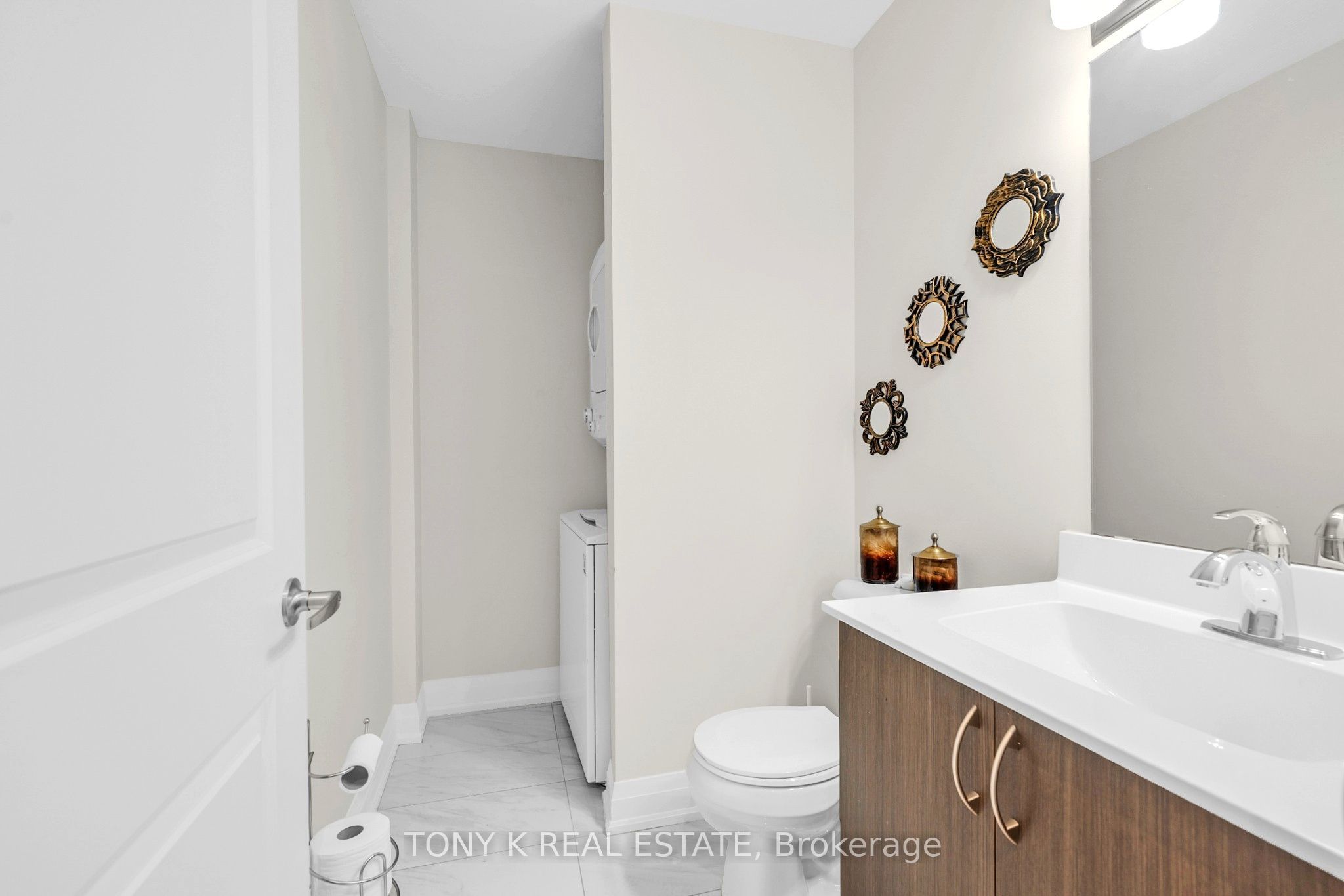 5309 Highway 7 A203 Property Photo 5