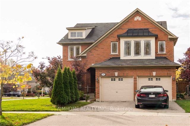93 Bel Canto Crescent Property Photo 1