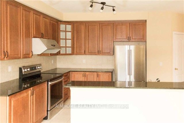 93 Bel Canto Crescent Property Photo 6