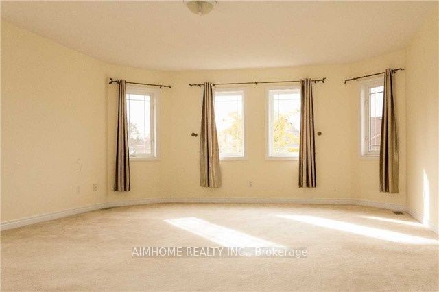 93 Bel Canto Crescent Property Photo 8