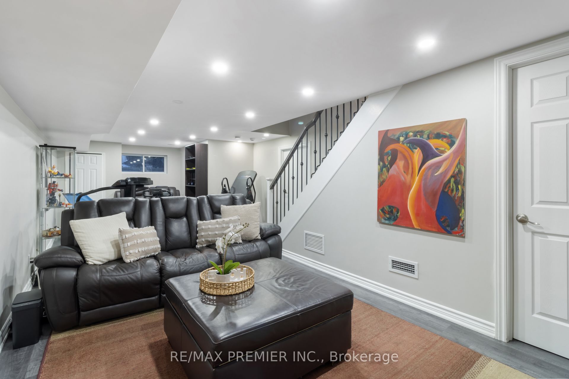 60 Nobleview Drive Property Photo 24