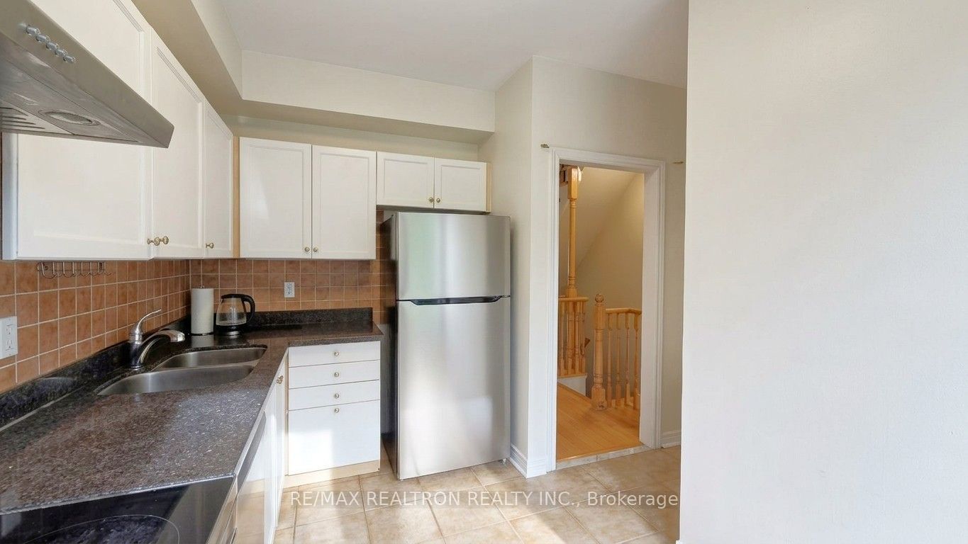 17 Carnation Road Property Photo 4
