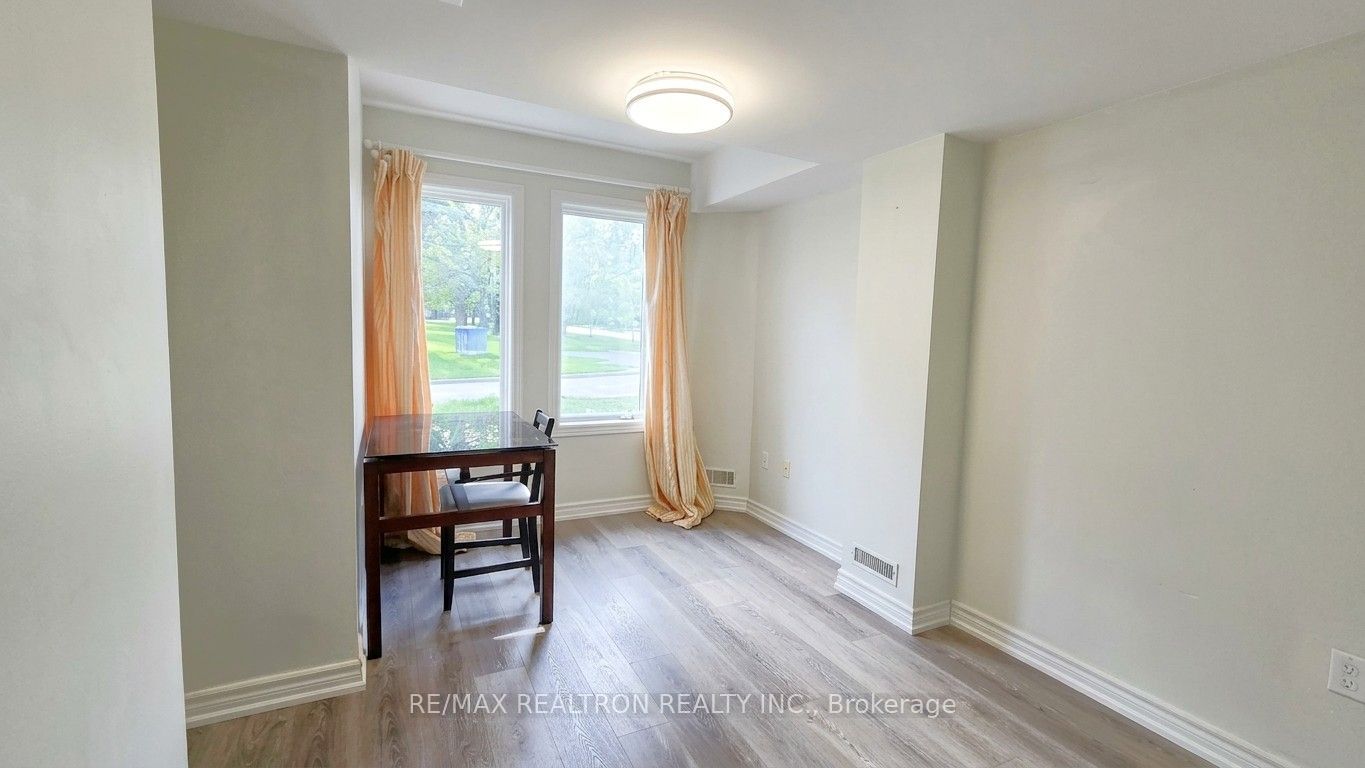 17 Carnation Road Property Photo 14