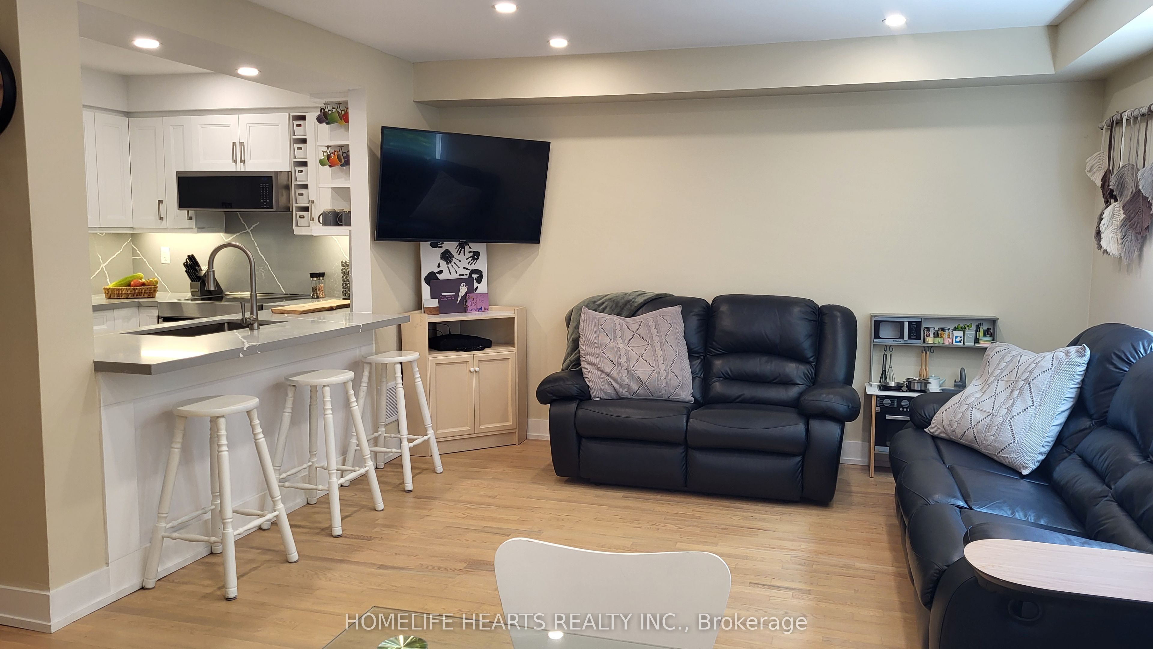 213 Park Drive Property Photo 13