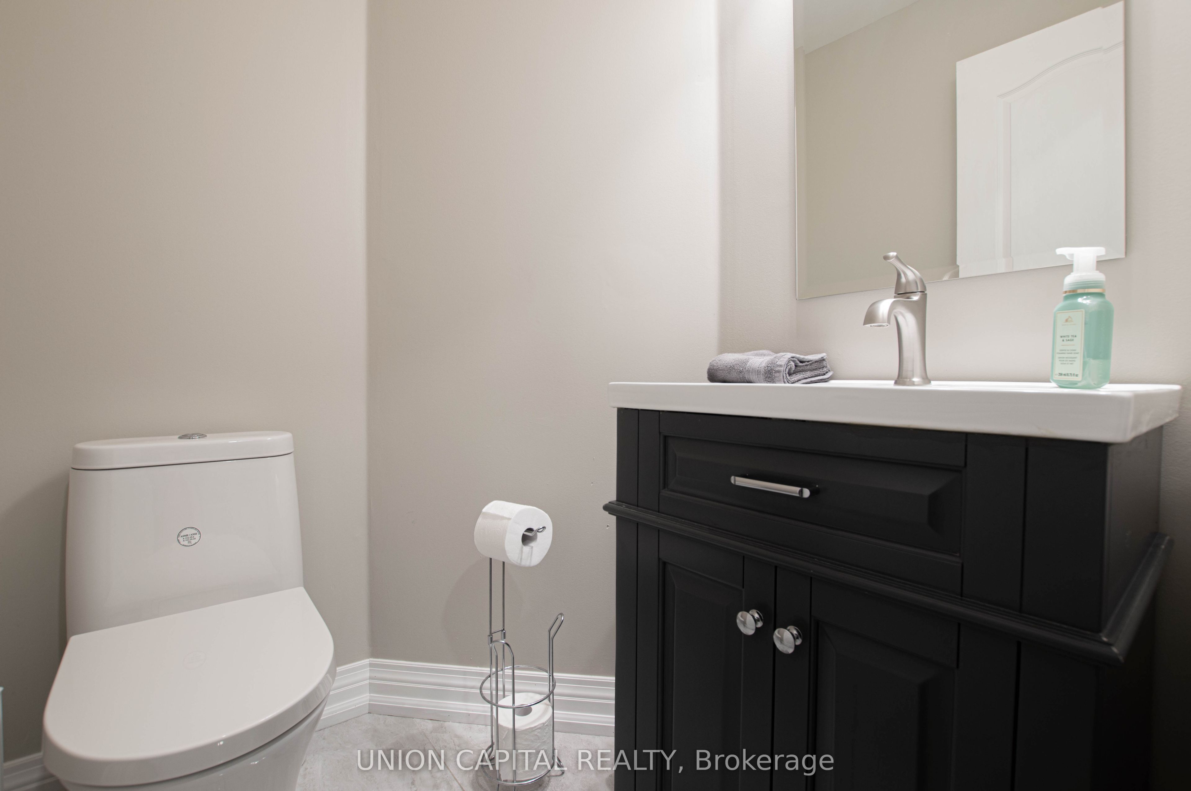 28 Sail Crescent Property Photo 22