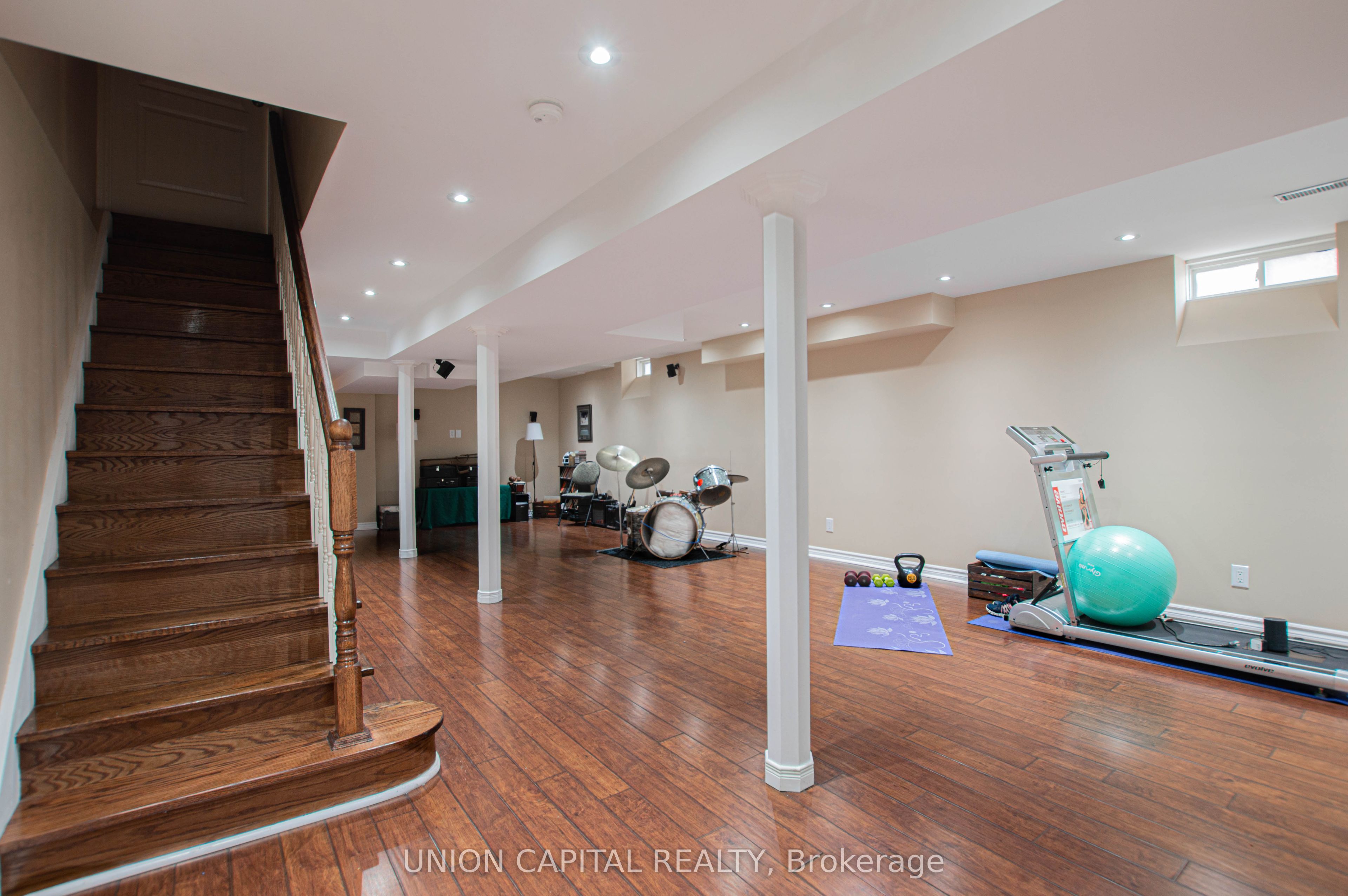 28 Sail Crescent Property Photo 23
