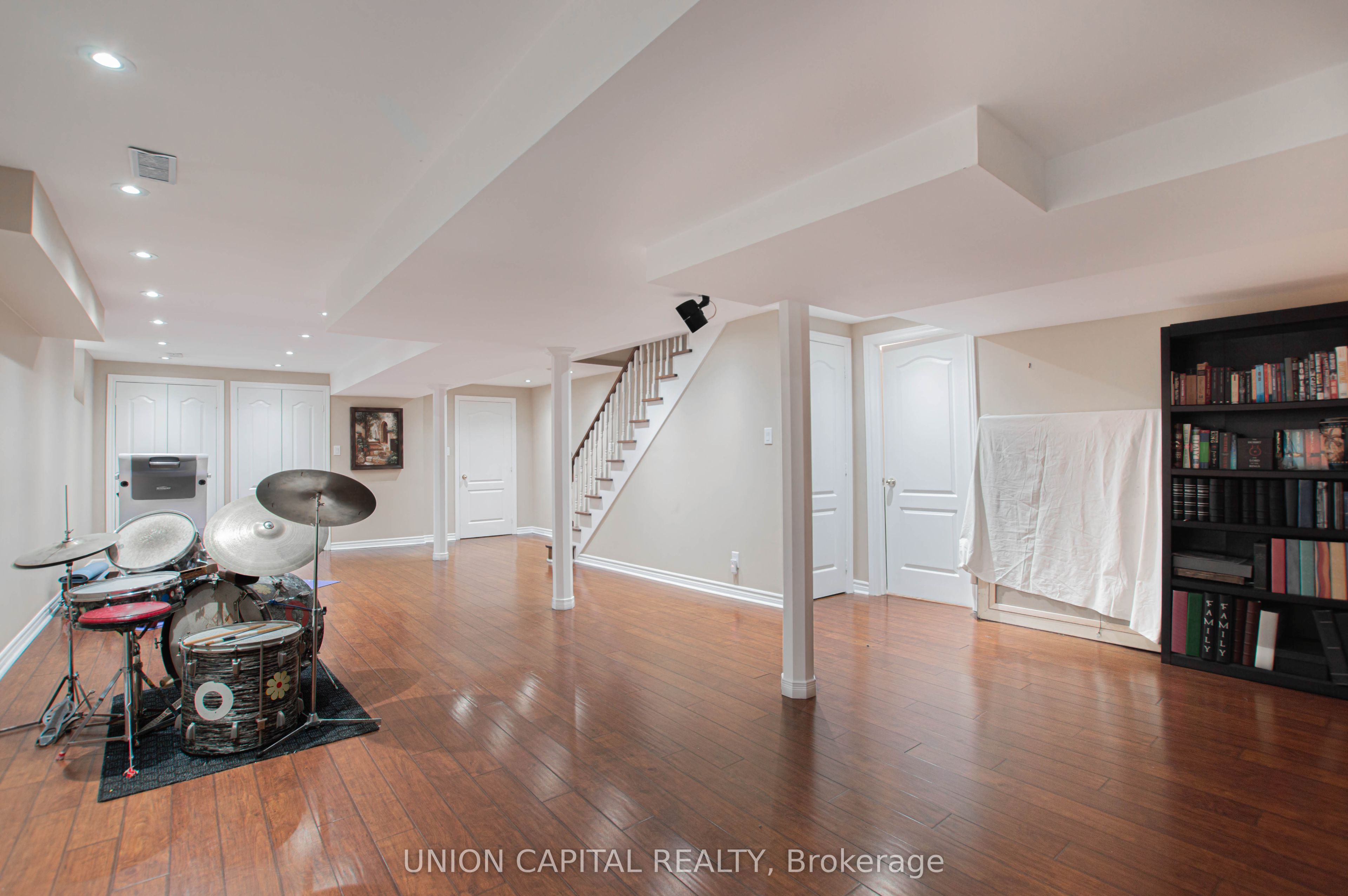 28 Sail Crescent Property Photo 24