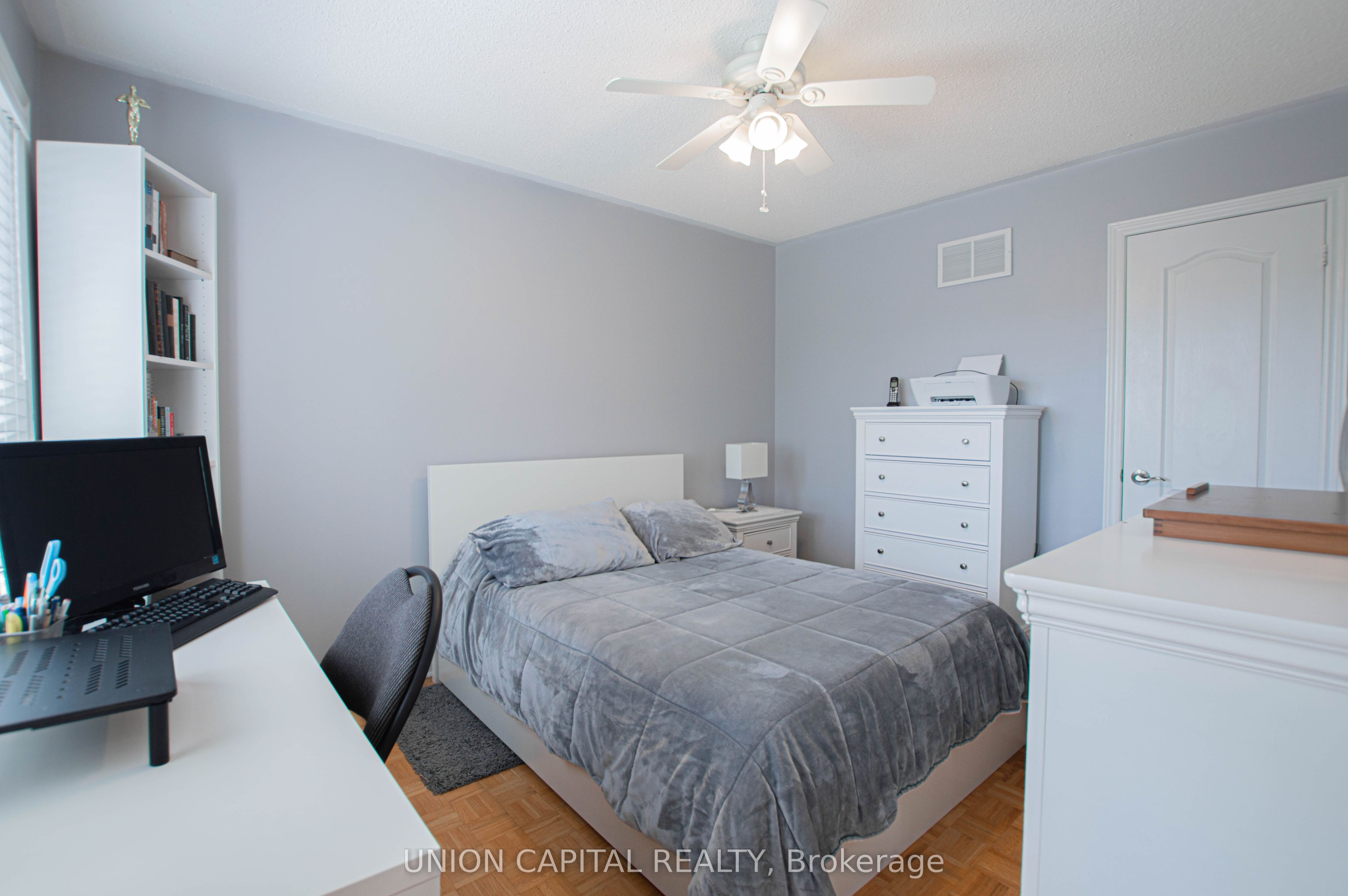 28 Sail Crescent Property Photo 28