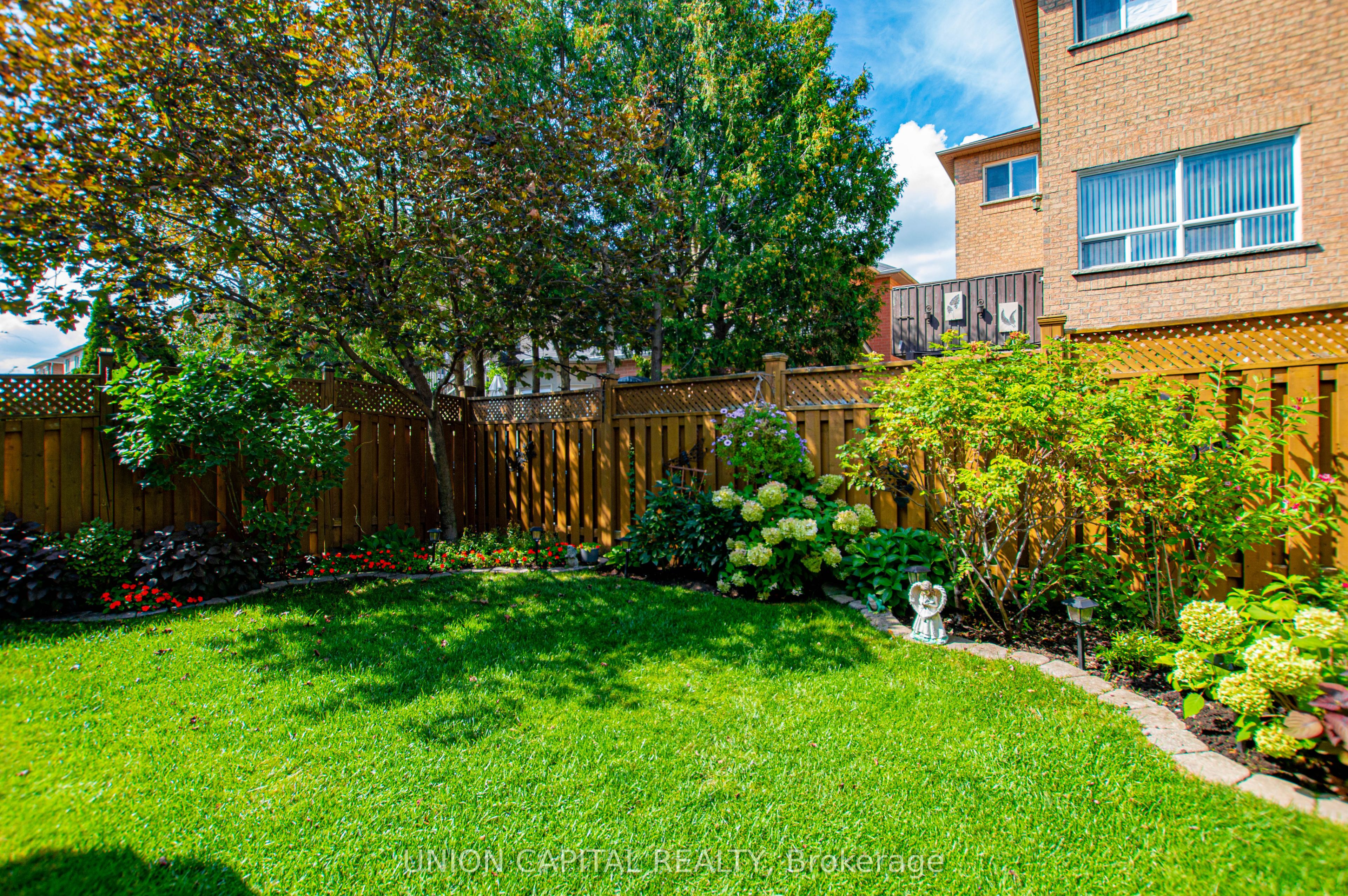 28 Sail Crescent Property Photo 39