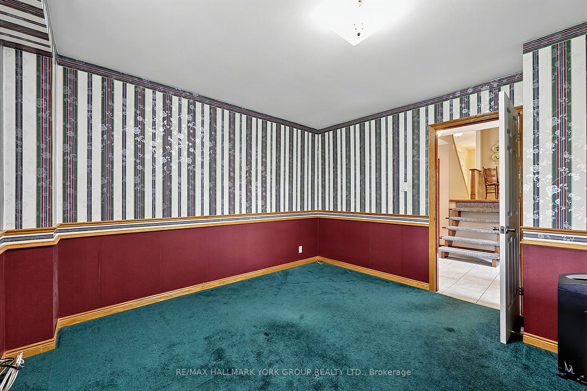 80 Fairway Drive Property Photo 17
