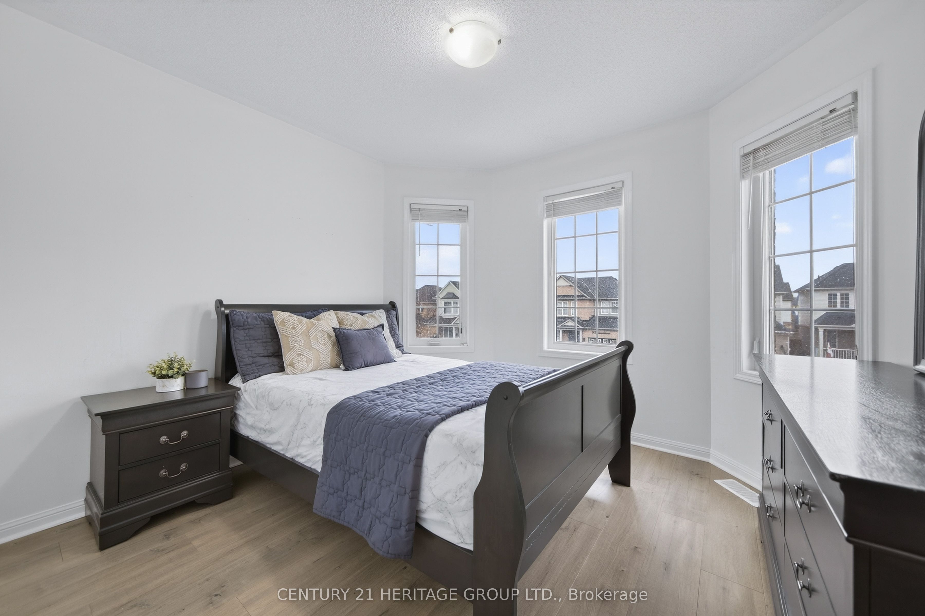 17 Gordon Drive Property Photo 6