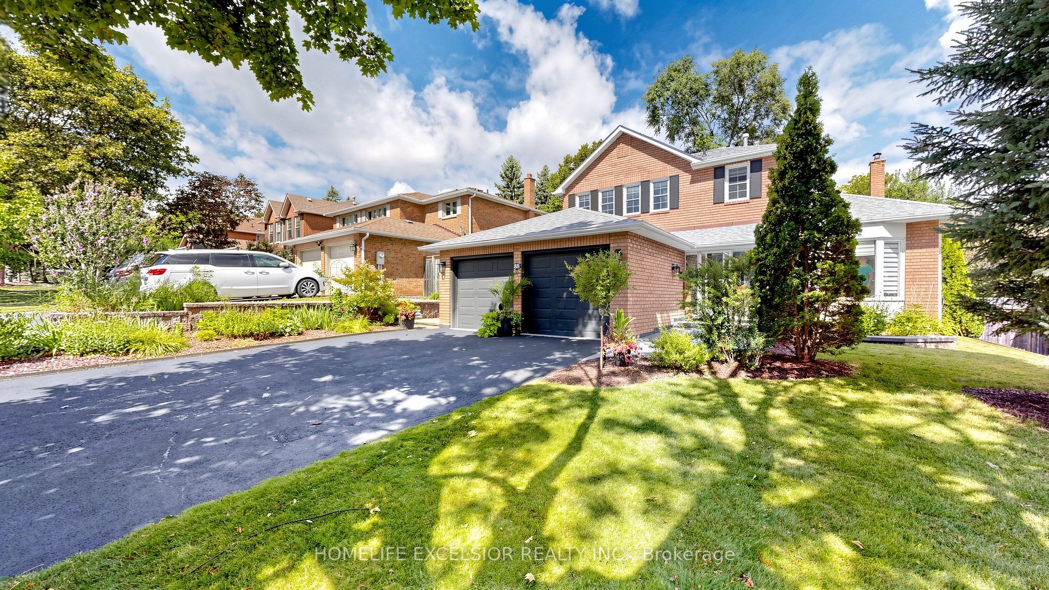 88 Kemano Road Property Photo 3