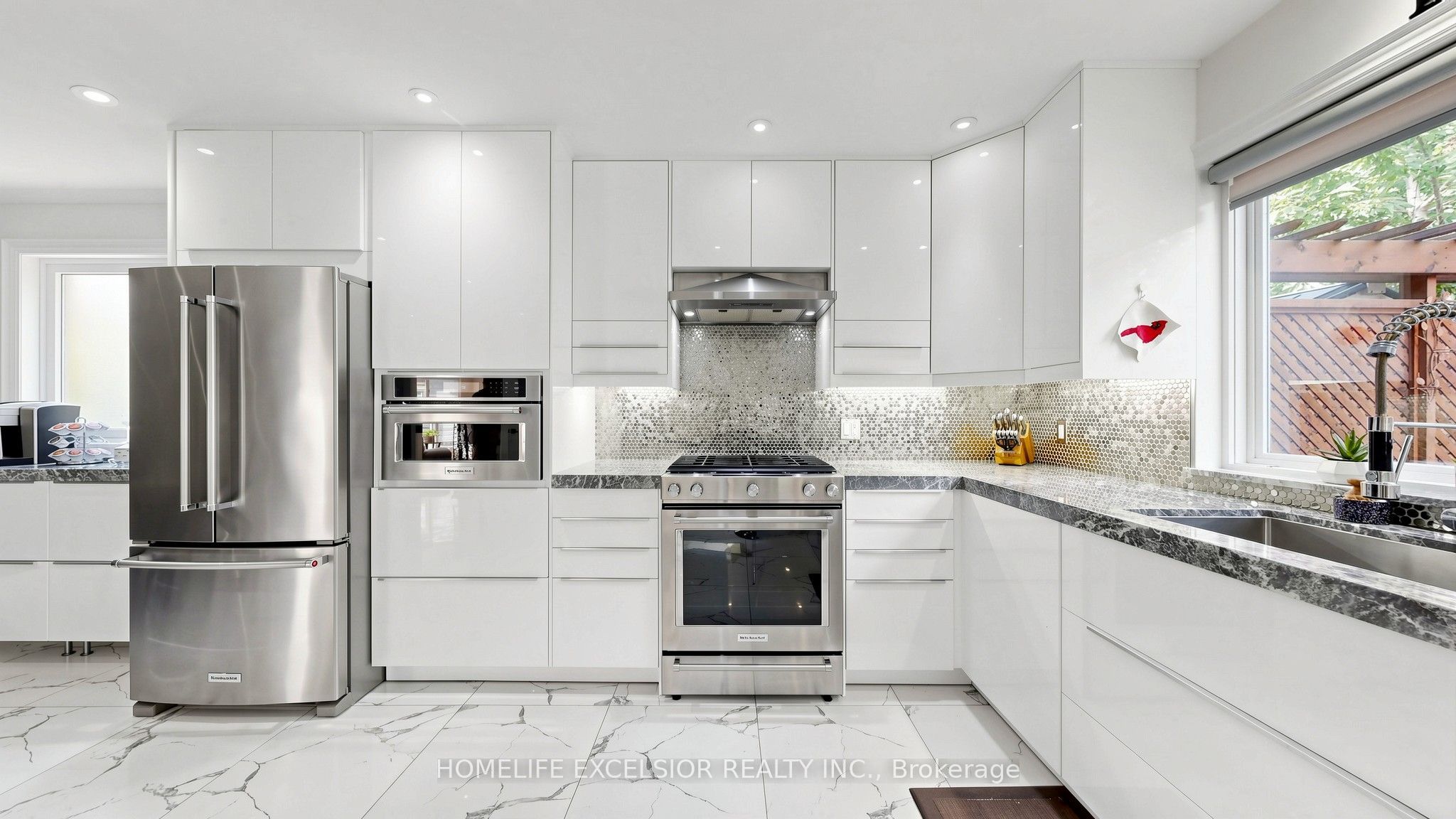 88 Kemano Road Property Photo 15