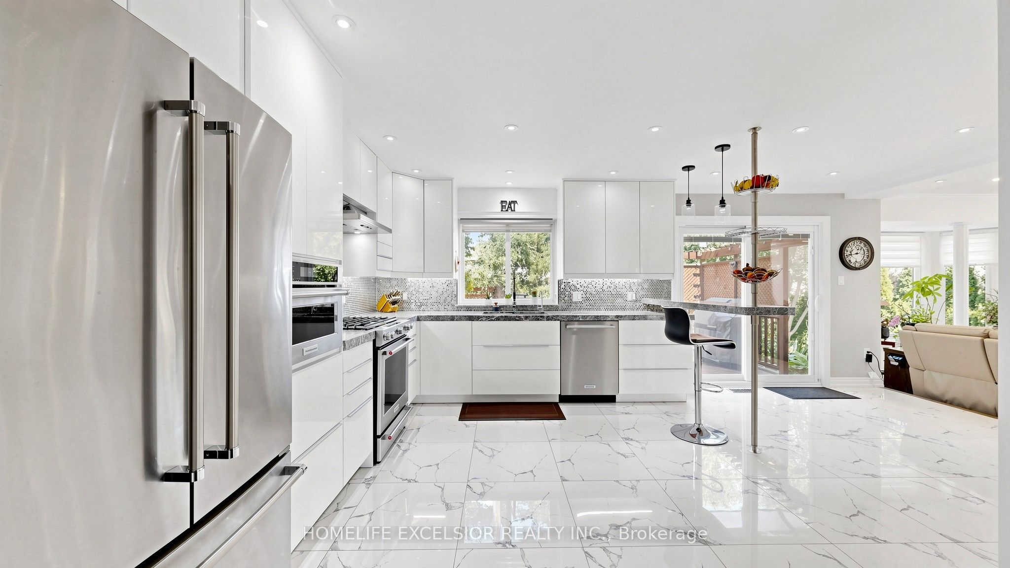 88 Kemano Road Property Photo 16