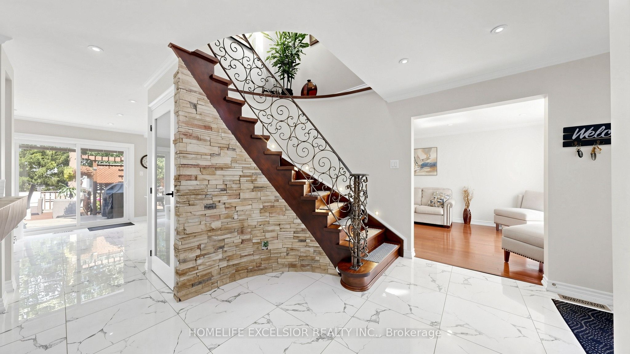 88 Kemano Road Property Photo 18