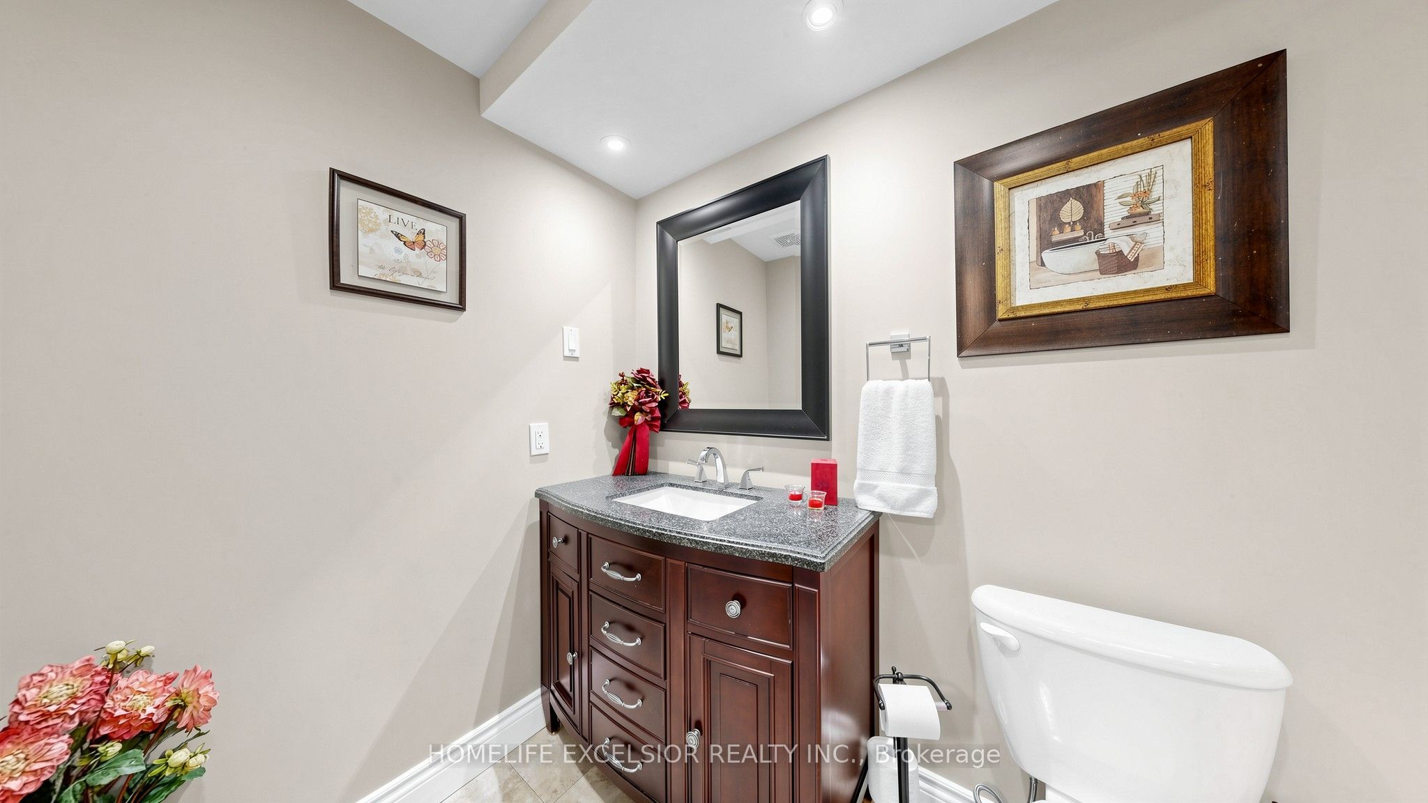 88 Kemano Road Property Photo 35