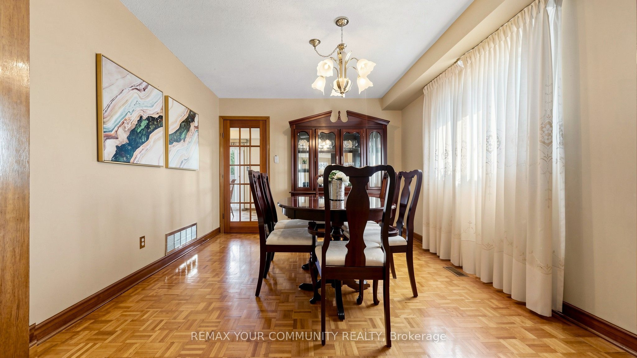 2 Janus Place Property Photo 7
