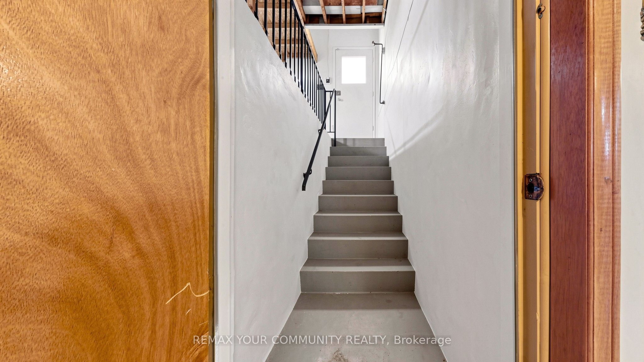 2 Janus Place Property Photo 34