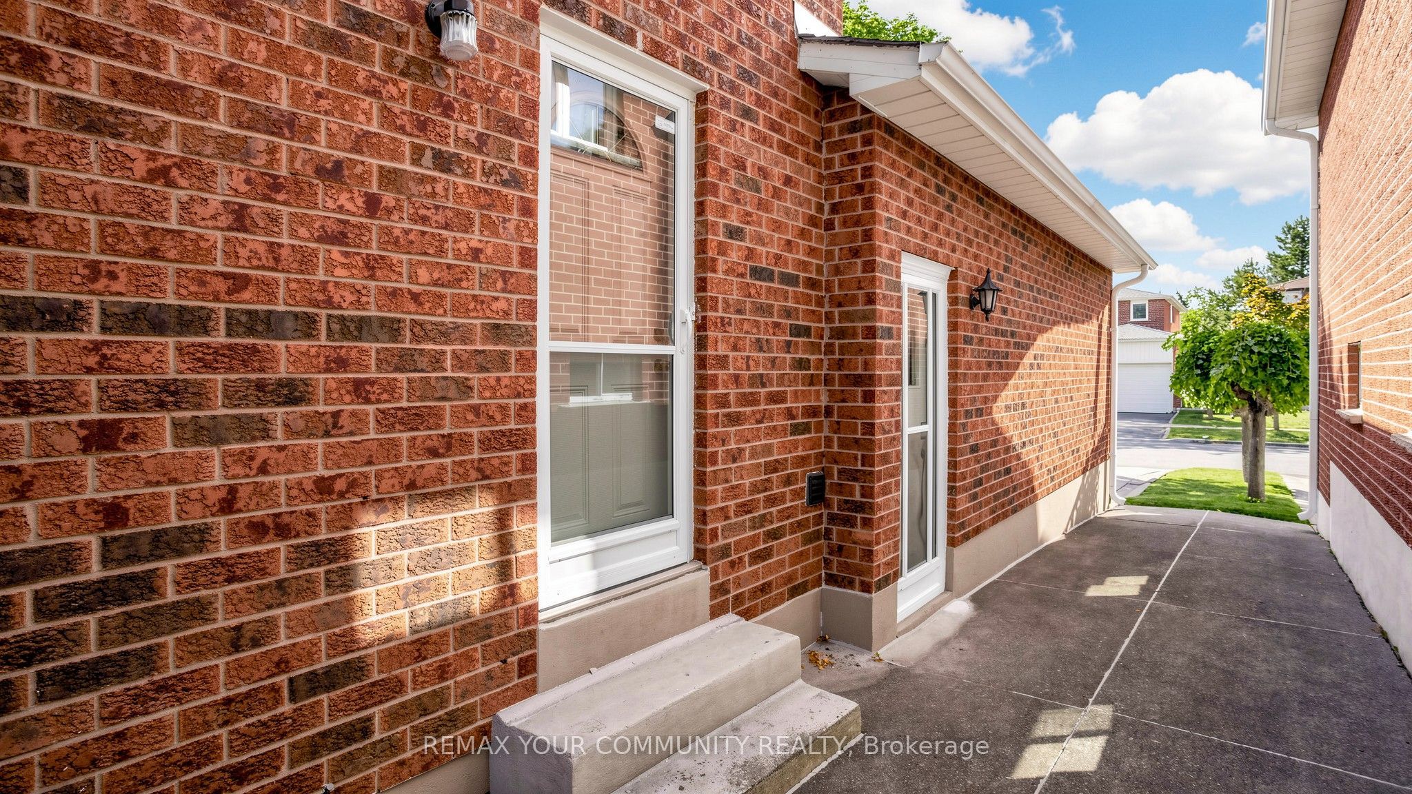 2 Janus Place Property Photo 42