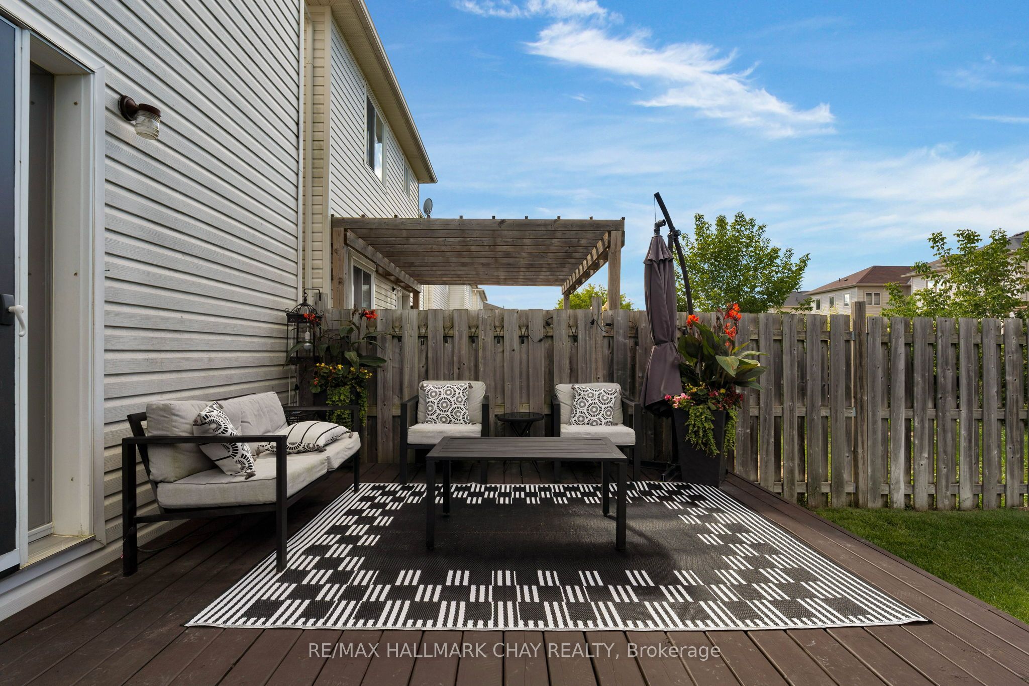 38 Admiral Crescent Property Photo 22