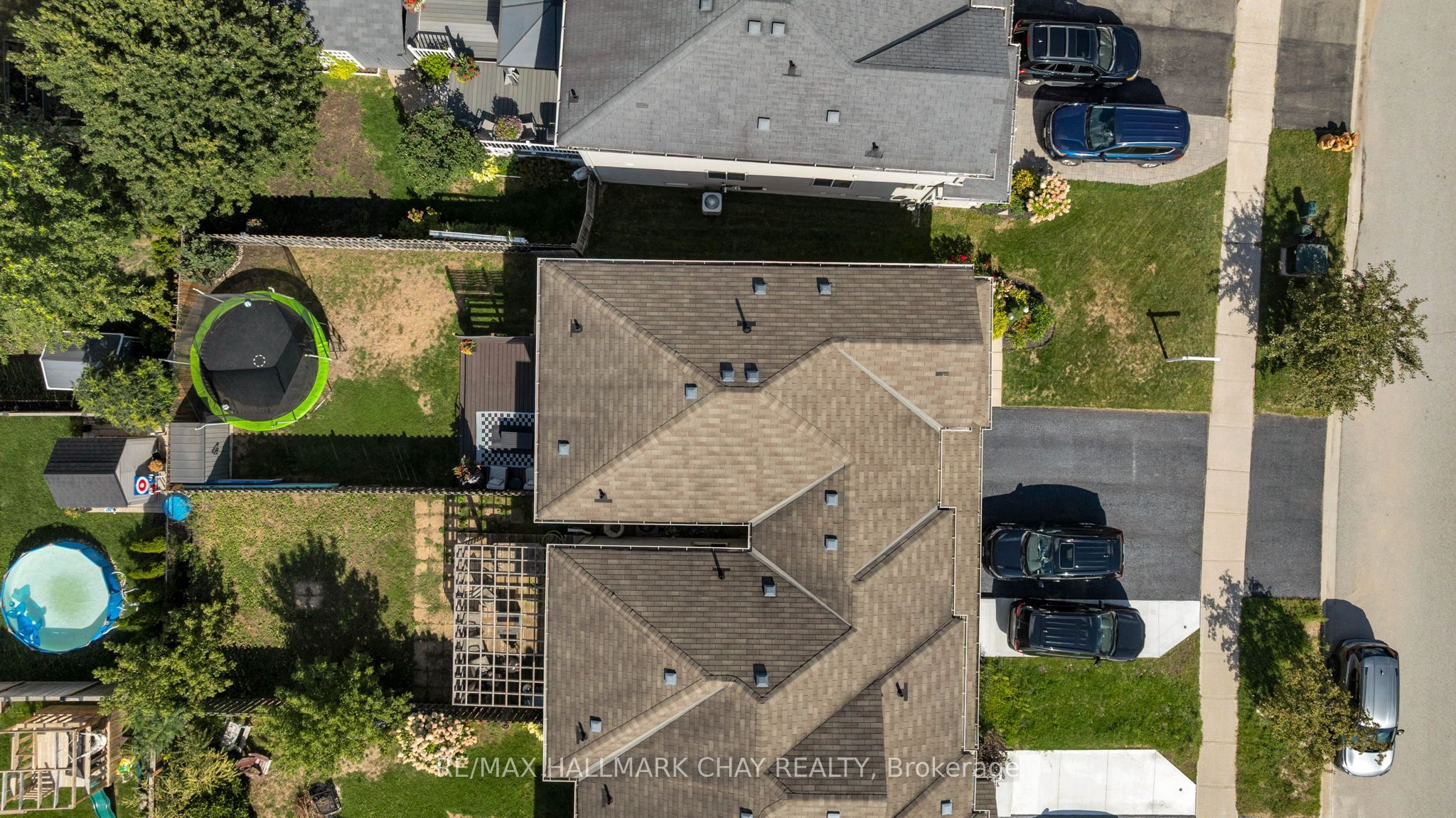 38 Admiral Crescent Property Photo 25