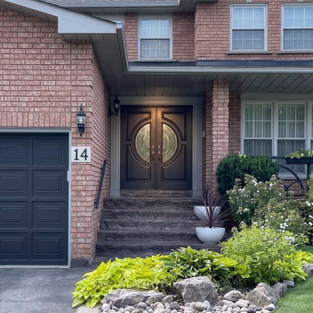 14 Gas Light Crescent Property Photo 3