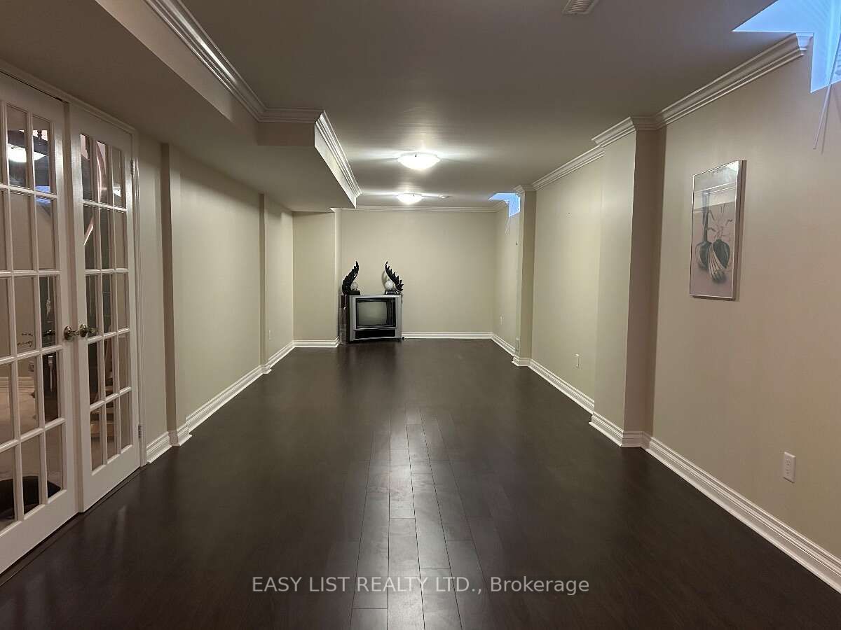 14 Gas Light Crescent Property Photo 22