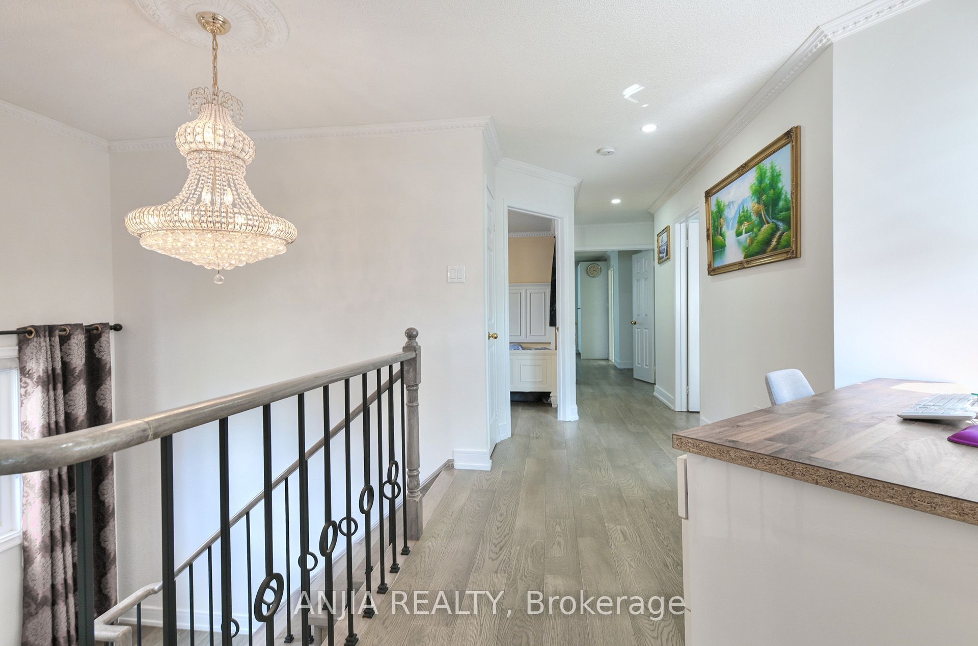 127 Tomlinson Circle Property Photo 16