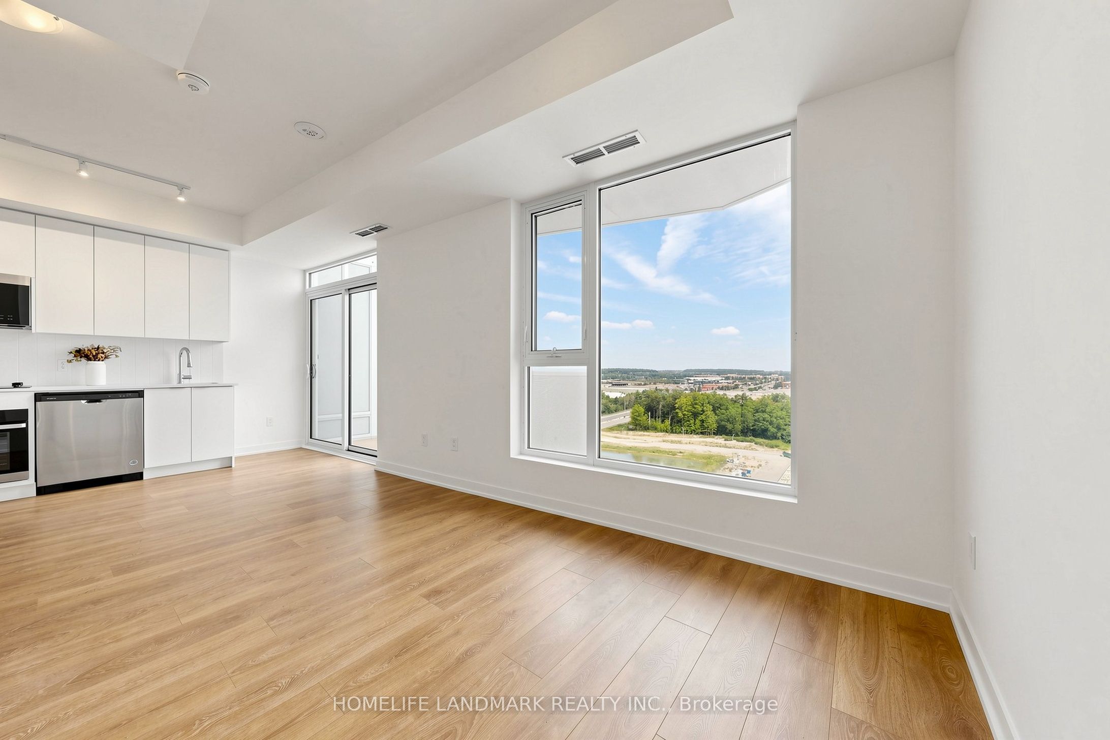498 Caldari Road 1129 Property Photo 6