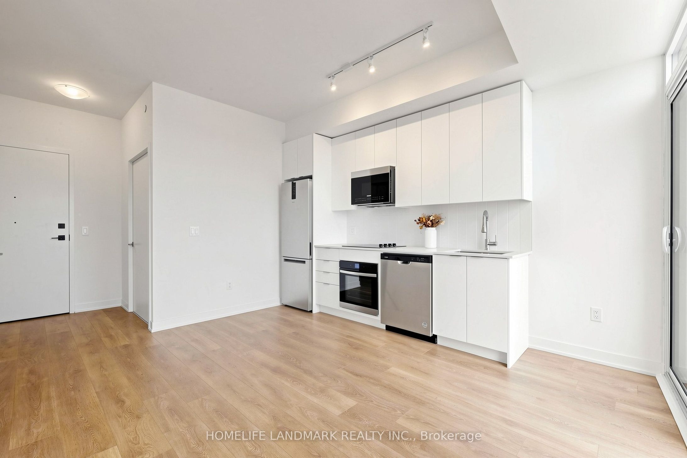 498 Caldari Road 1129 Property Photo 12