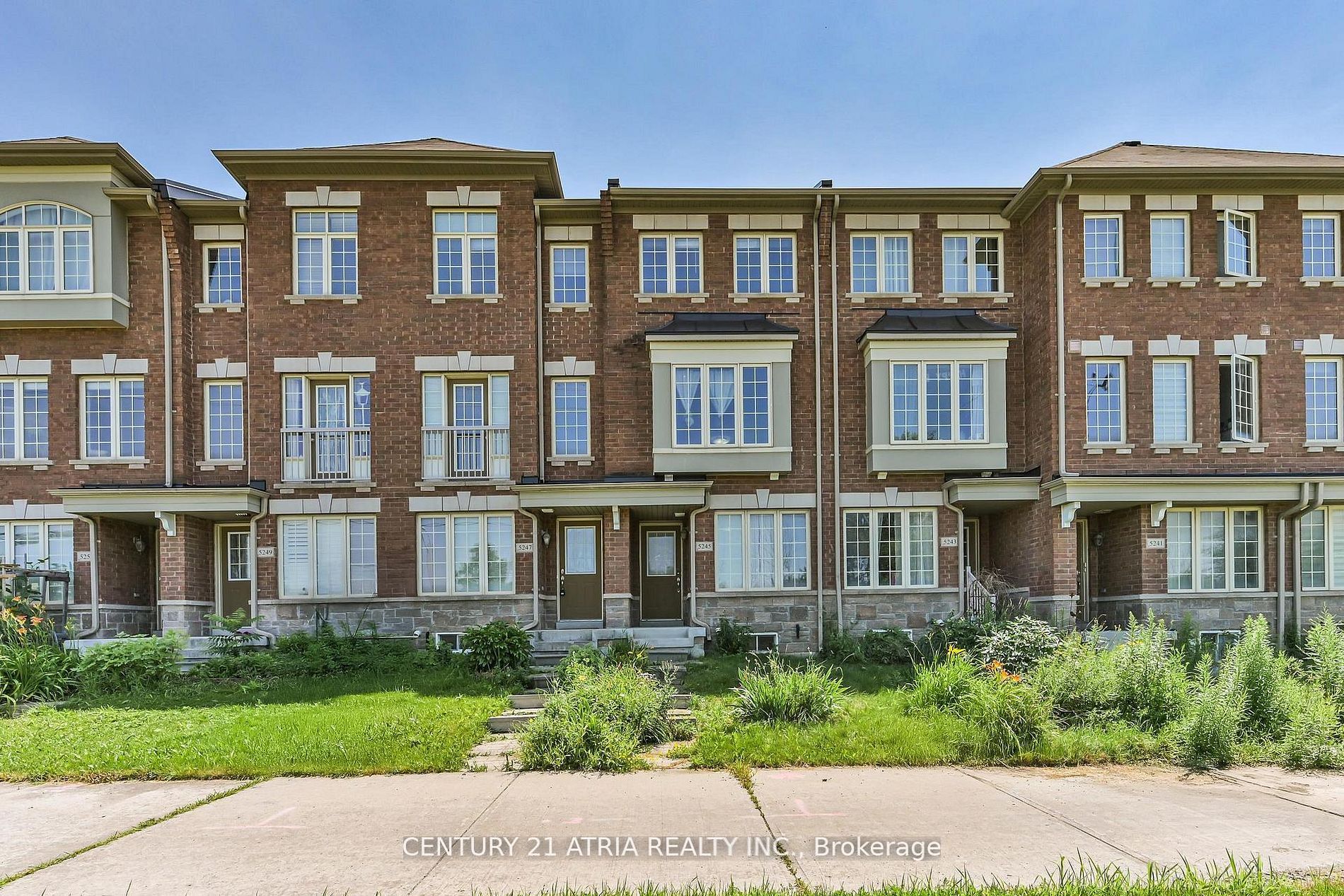 5245 Major Mackenzie Drive E Property Photo 1