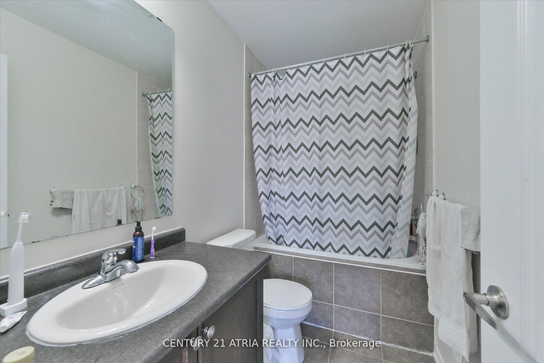 5245 Major Mackenzie Drive E Property Photo 24