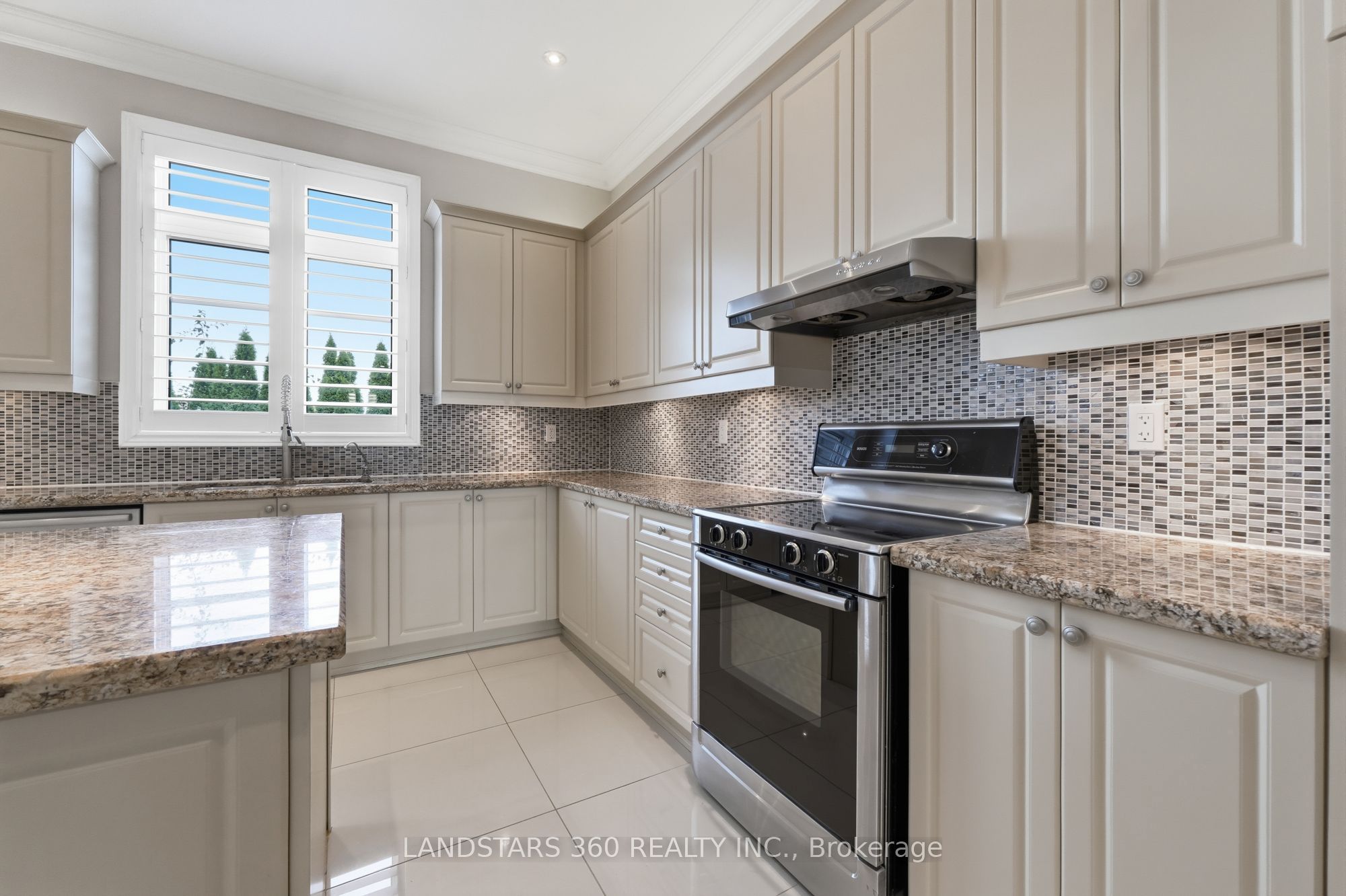 89 Hailsham Court Property Photo 12