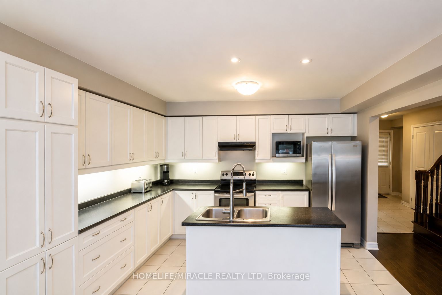76 Anderson Road Property Photo 11