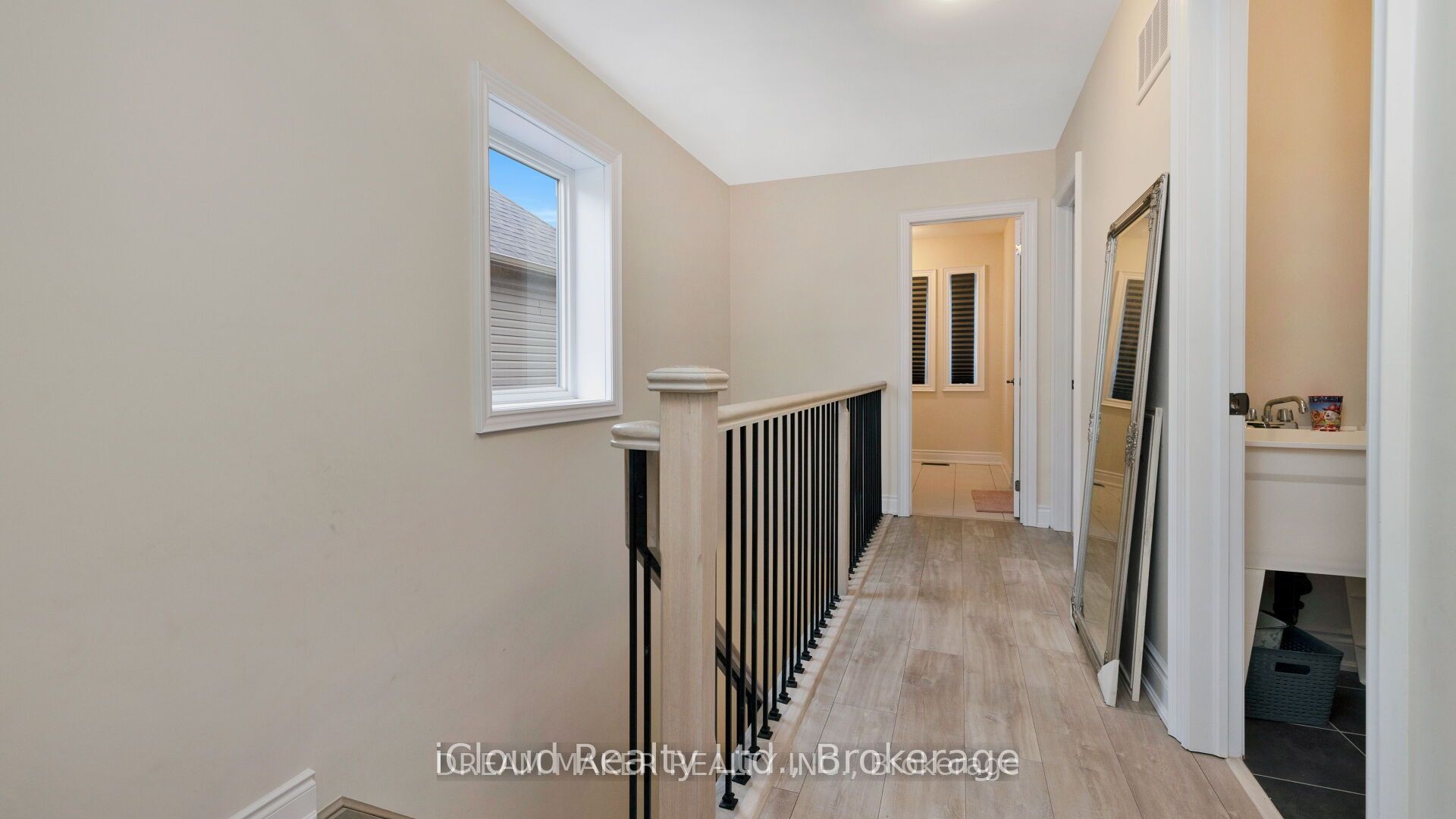 73 Lorne Thomas Place Property Photo 25