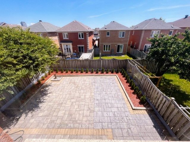 7 Symphony Gate Property Photo 3