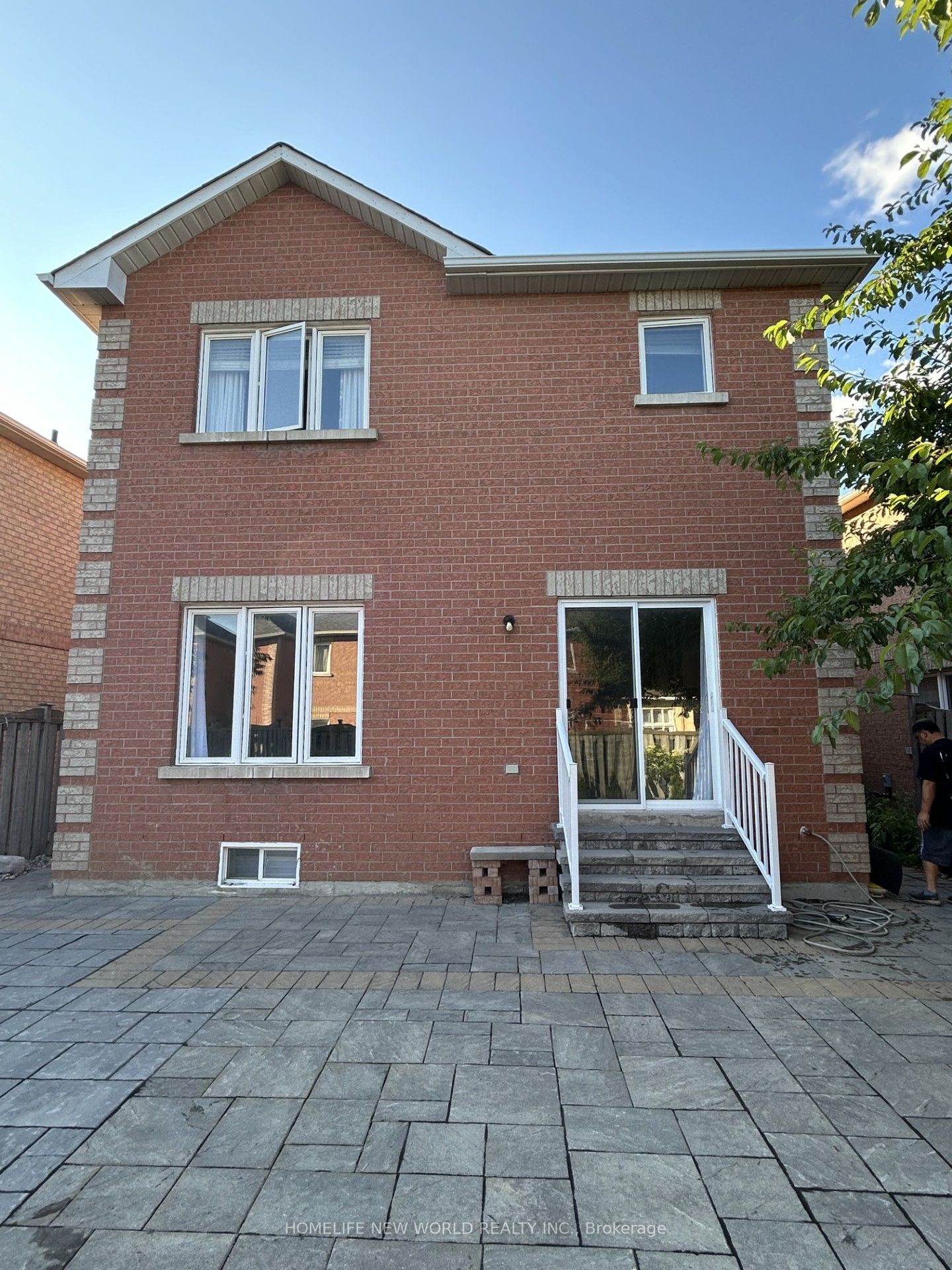 7 Symphony Gate Property Photo 5