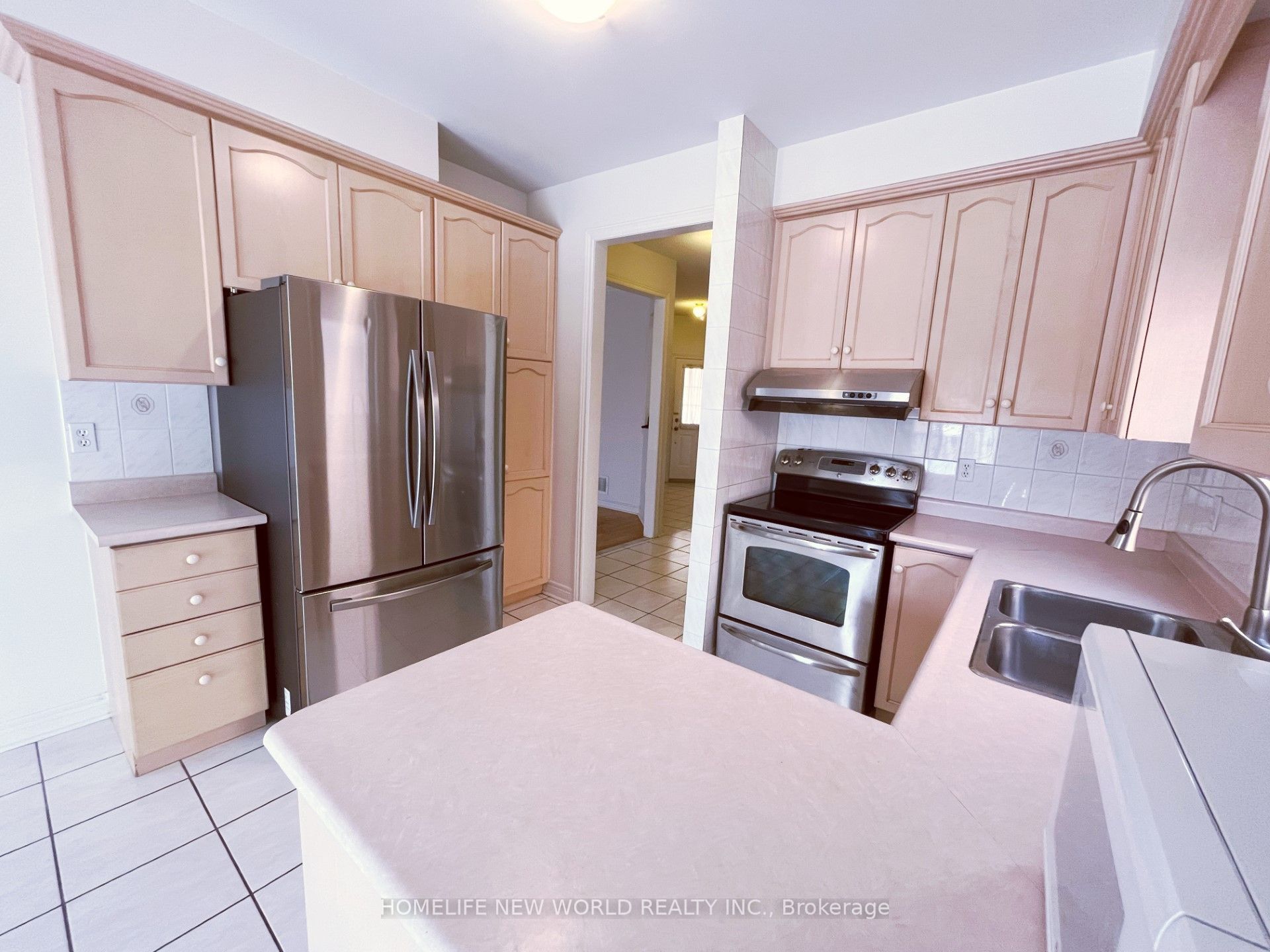 7 Symphony Gate Property Photo 7