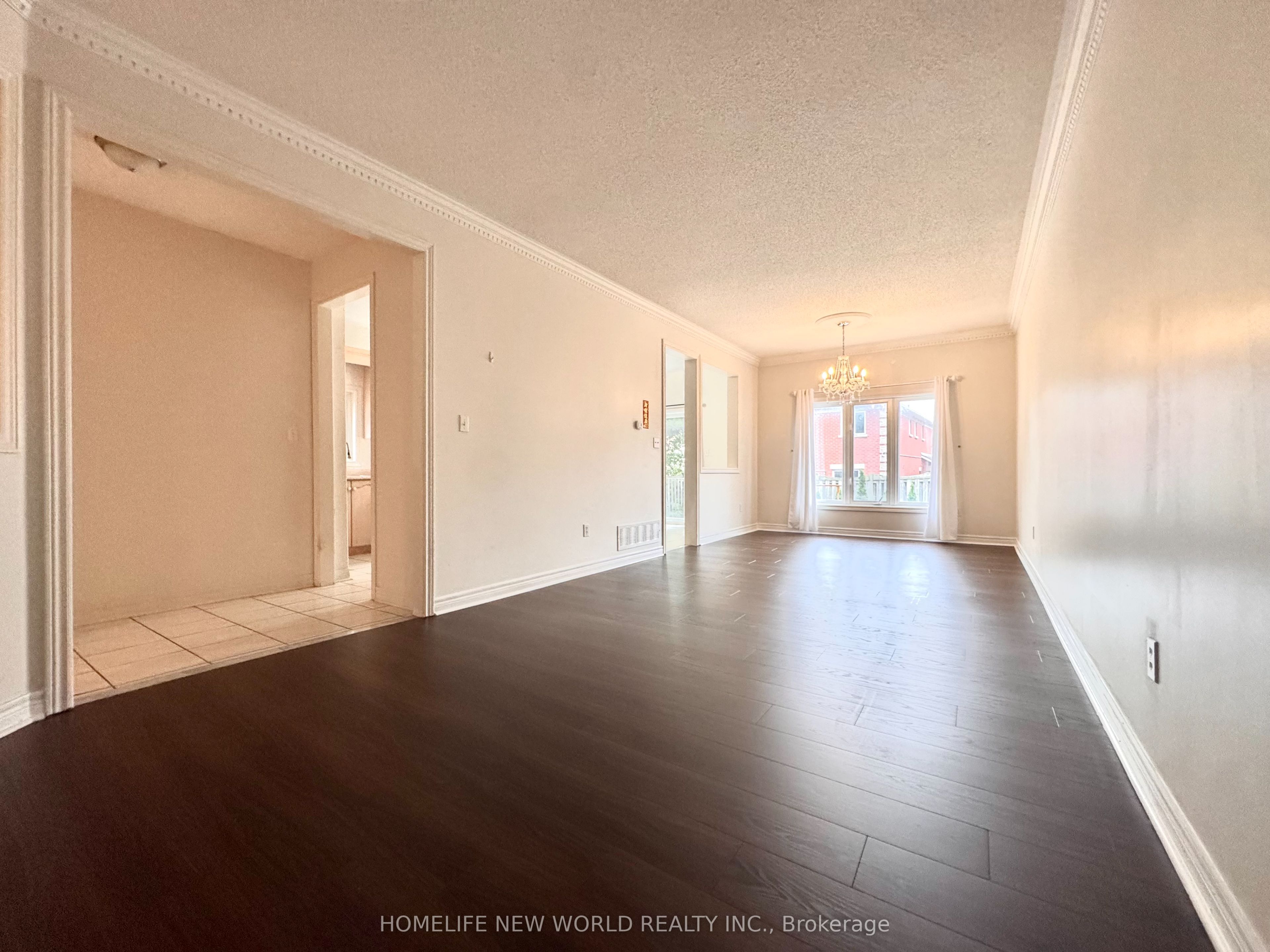 7 Symphony Gate Property Photo 9
