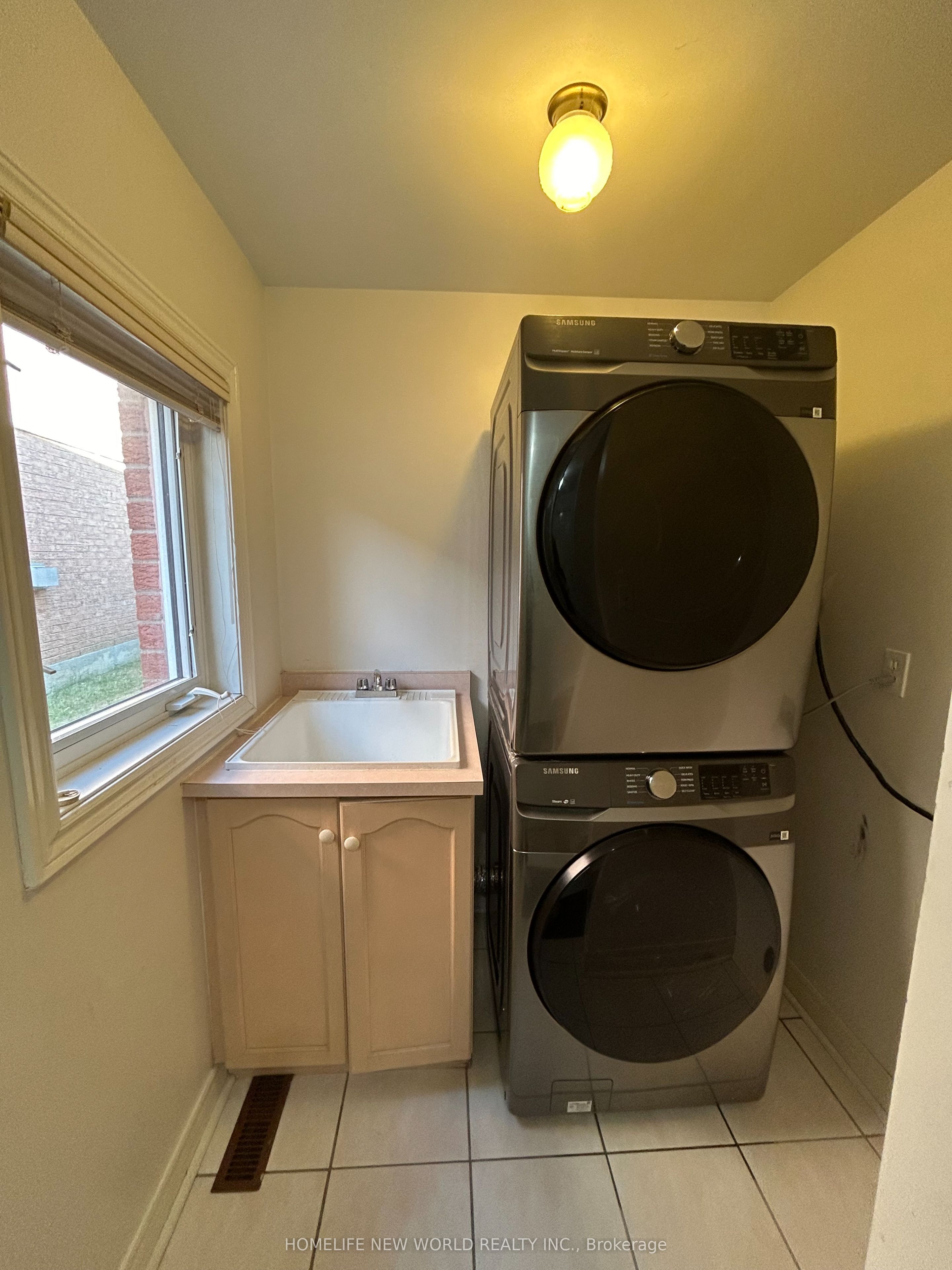 7 Symphony Gate Property Photo 18