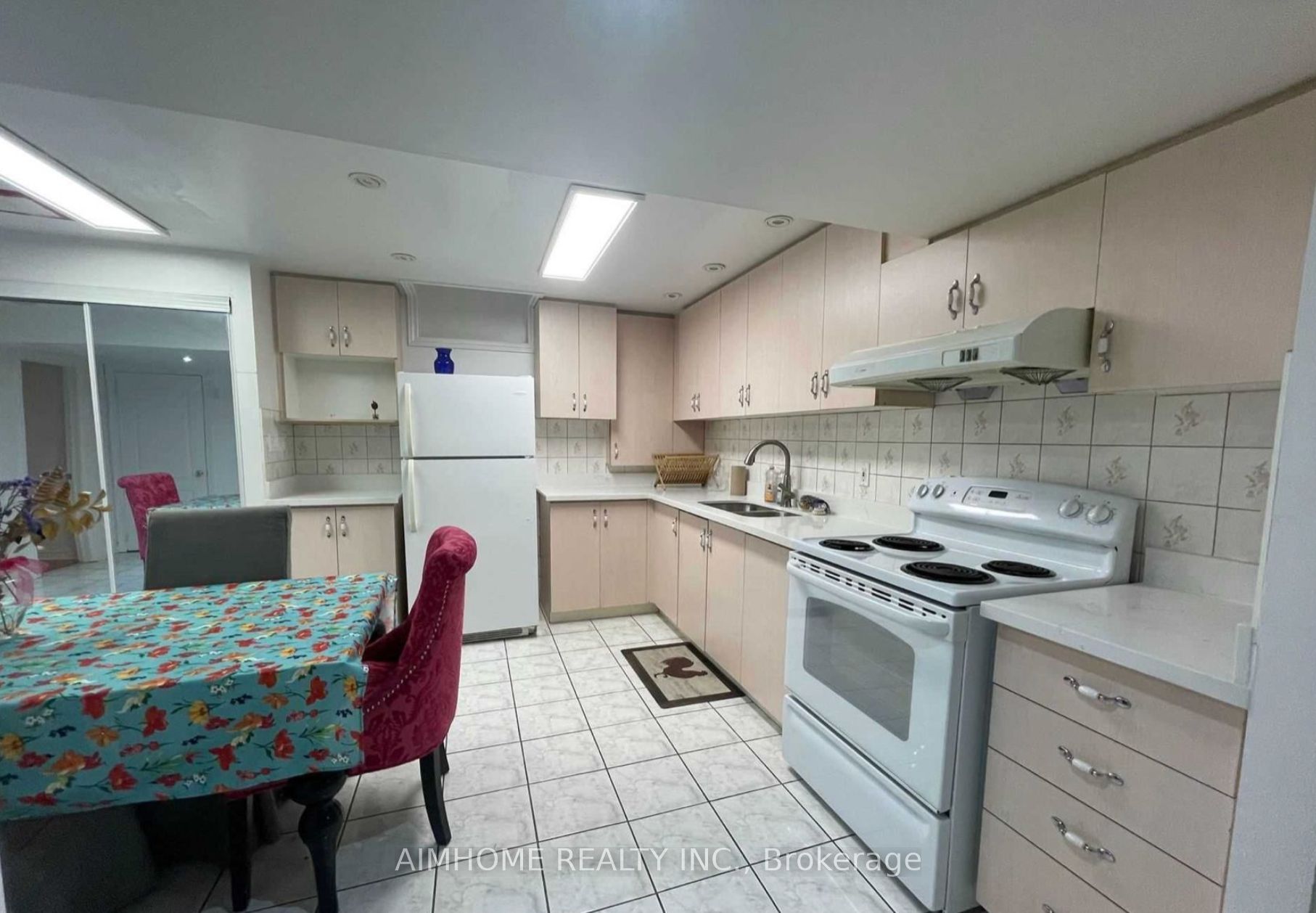 56 Quantum Street Bsmt Property Photo 4
