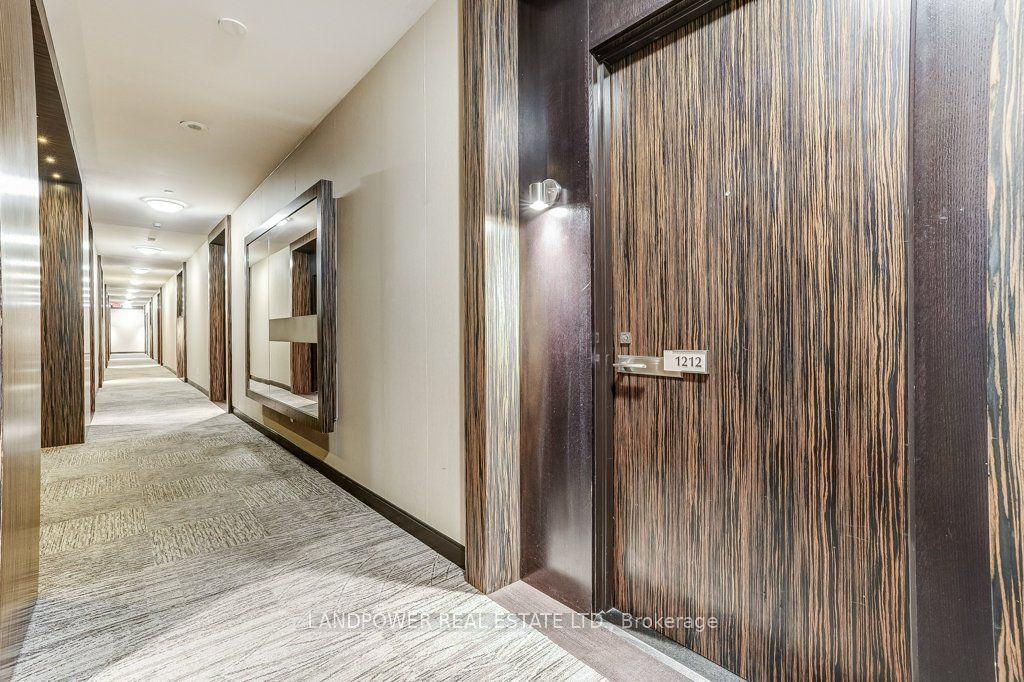 277 South Park Road 1212 Property Photo 16