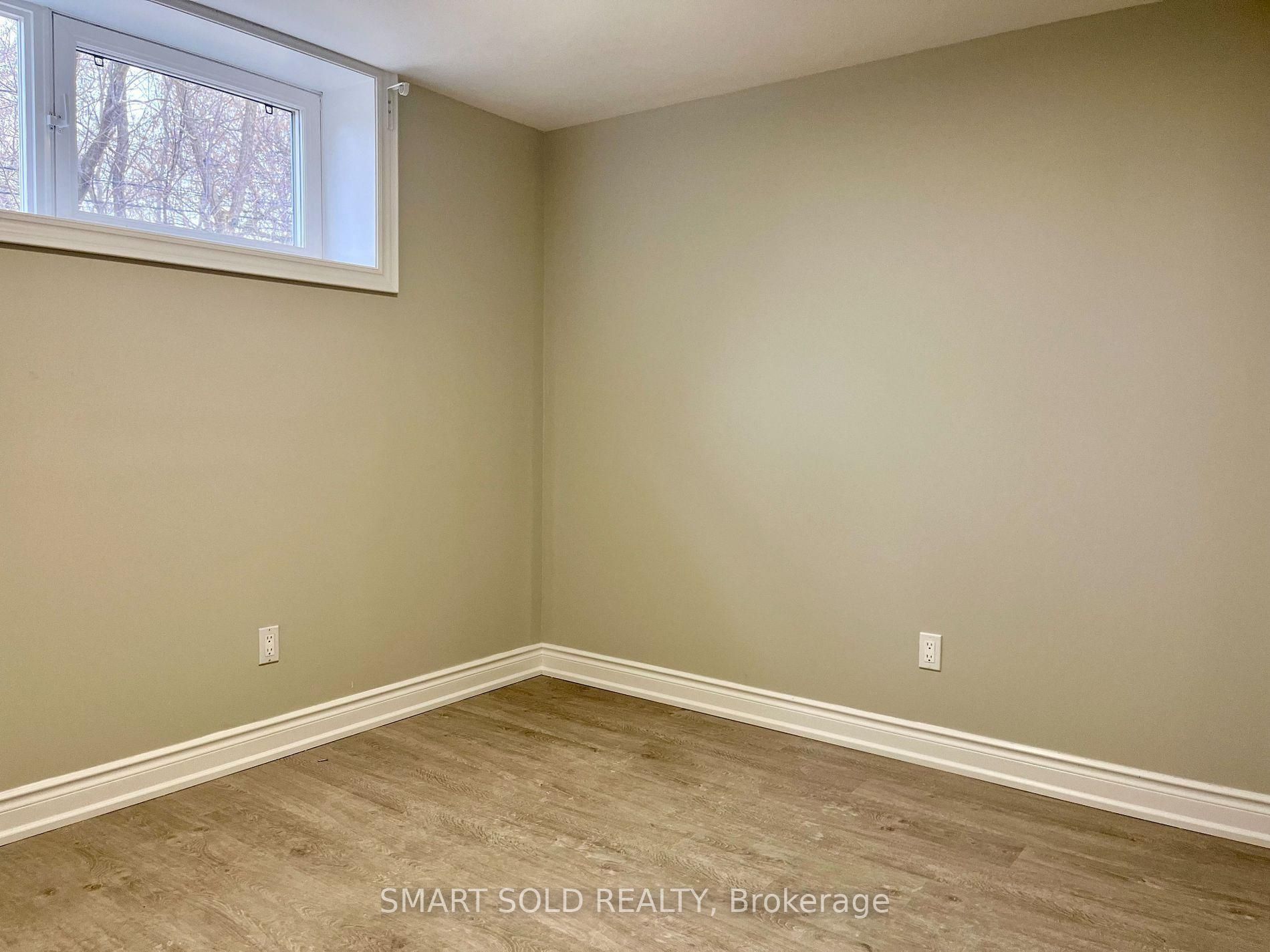 228 Silverbirch Drive Lower Property Photo 5