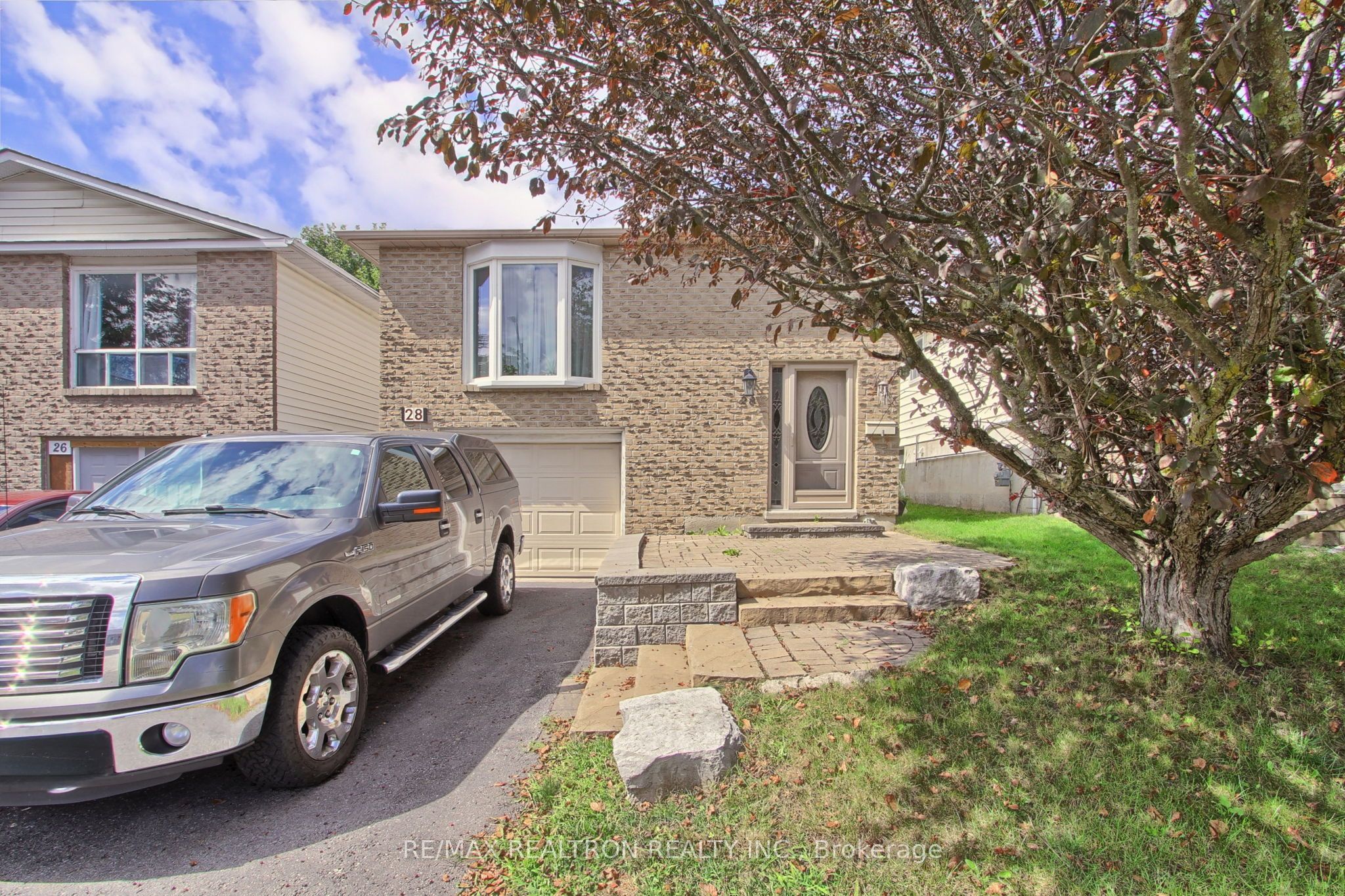 28 Longview Drive Property Photo 1