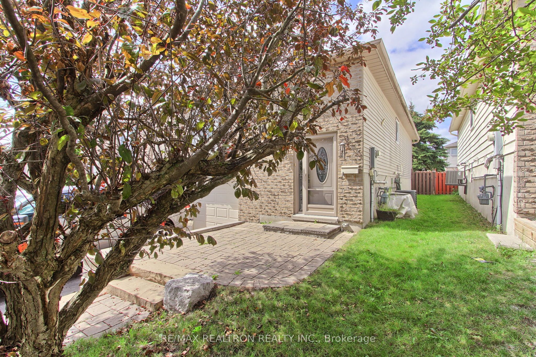 28 Longview Drive Property Photo 3