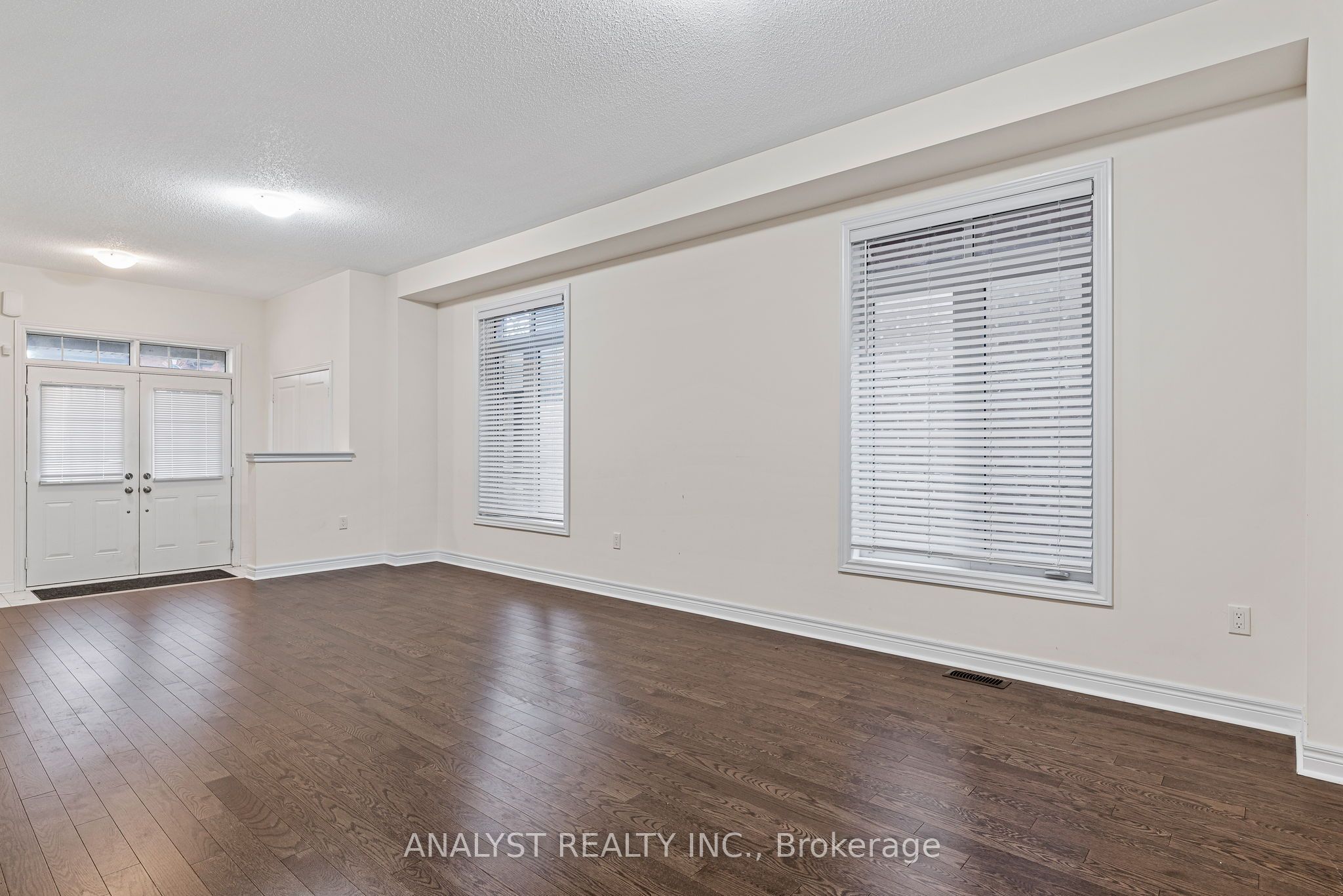 1461 Tomkins Road Property Photo 3