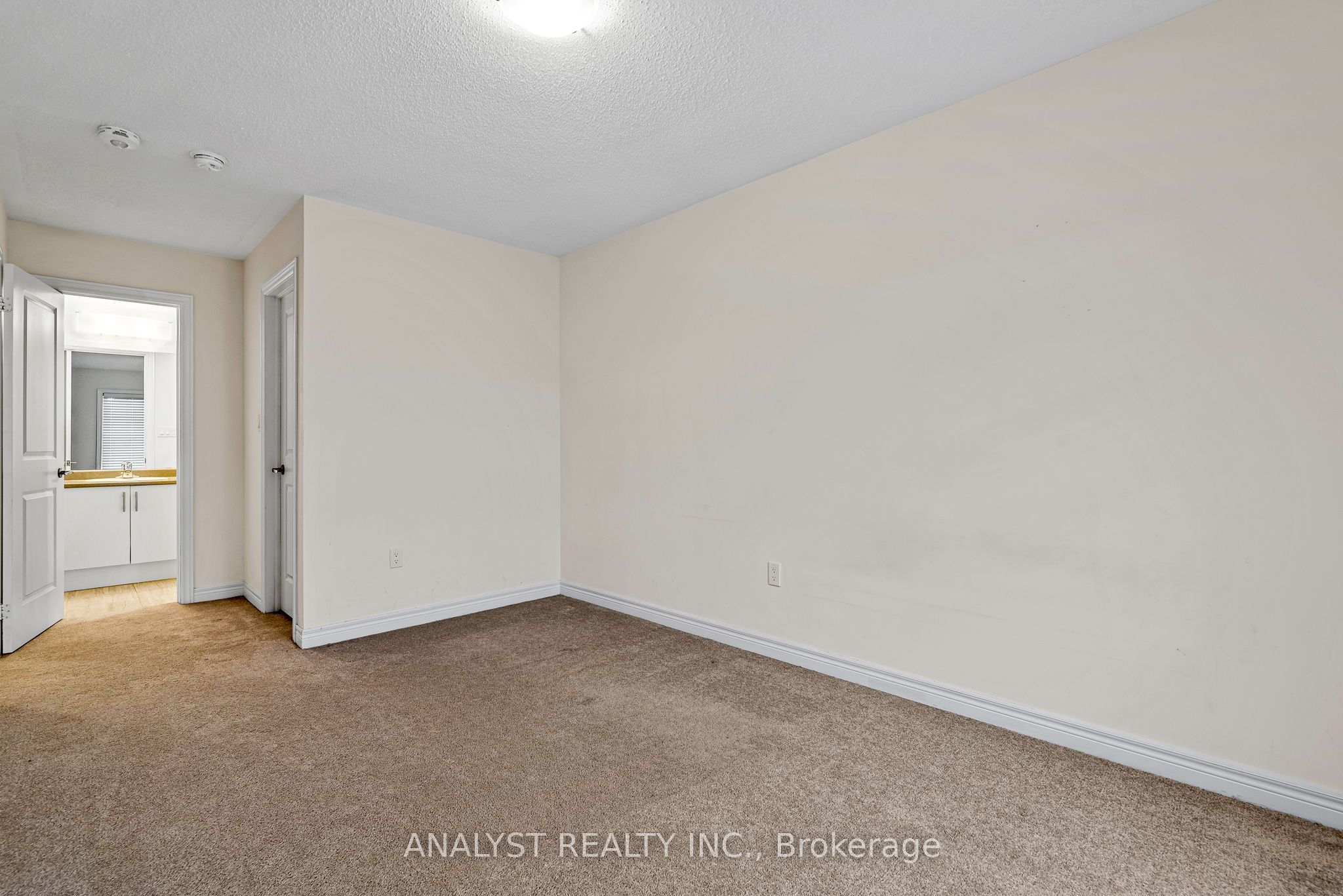 1461 Tomkins Road Property Photo 10