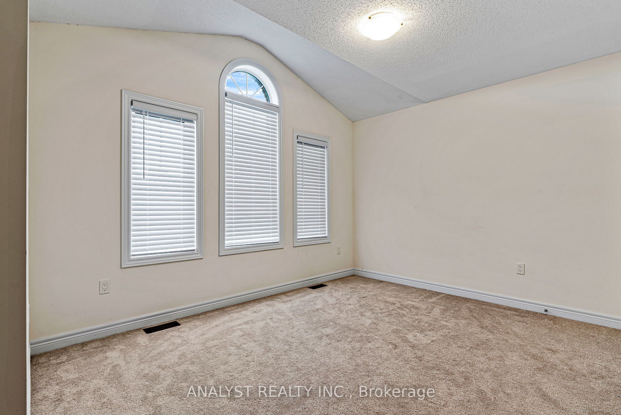 1461 Tomkins Road Property Photo 11