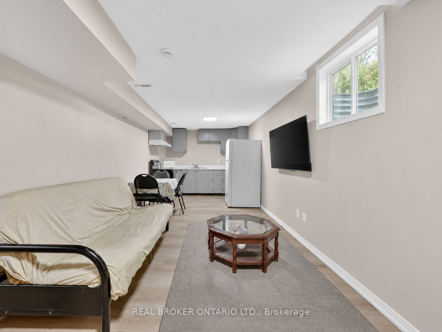 1895 Applewood Avenue Basement Property Photo 4